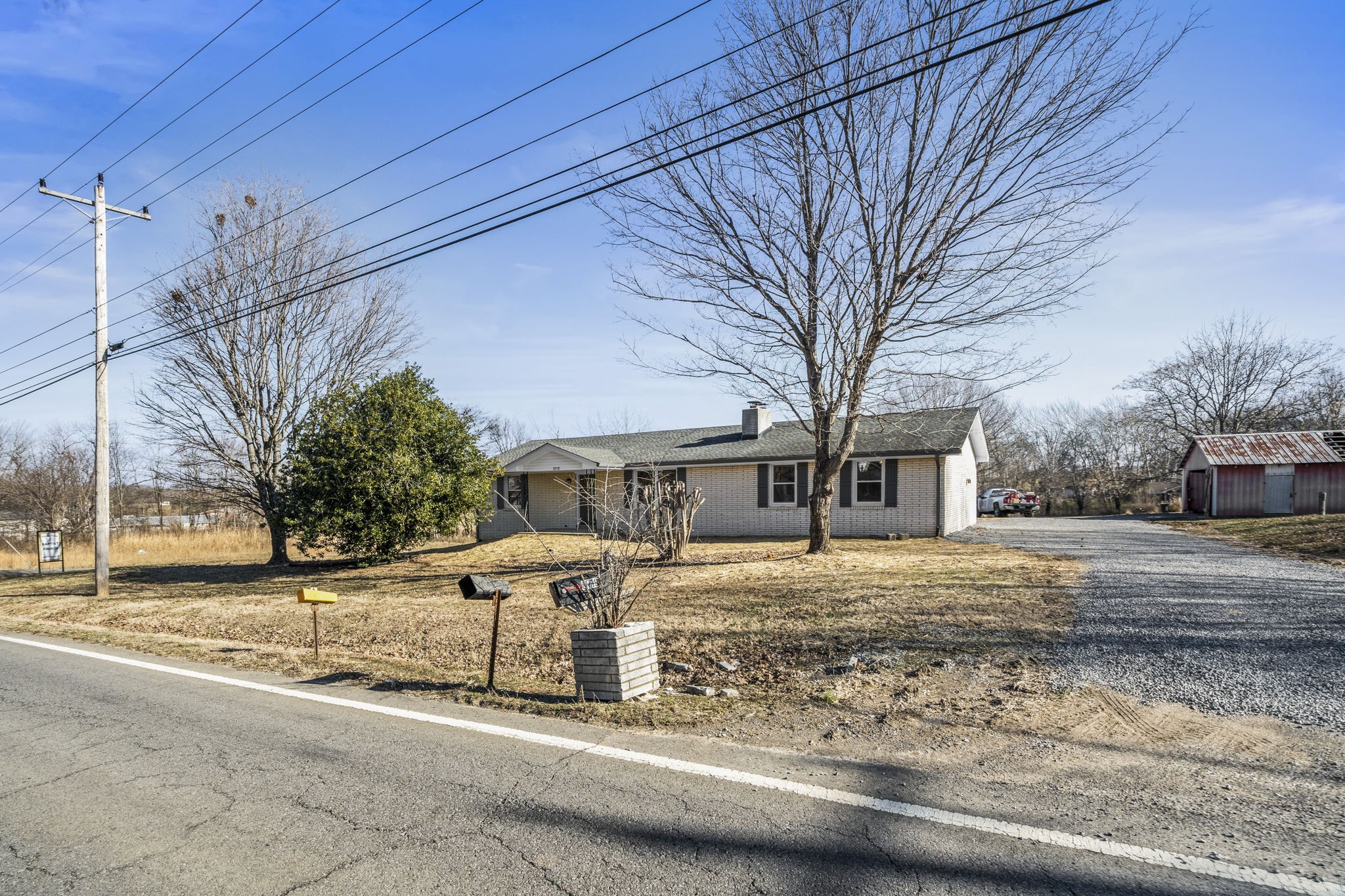 5719 Hwy 161 Property Photo 28