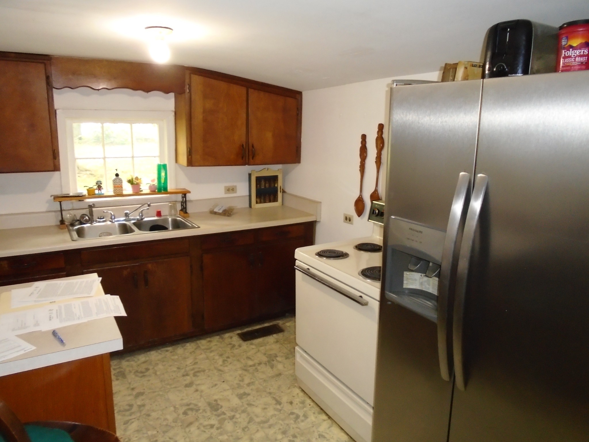 2503 Memorial Blvd Property Photo 3