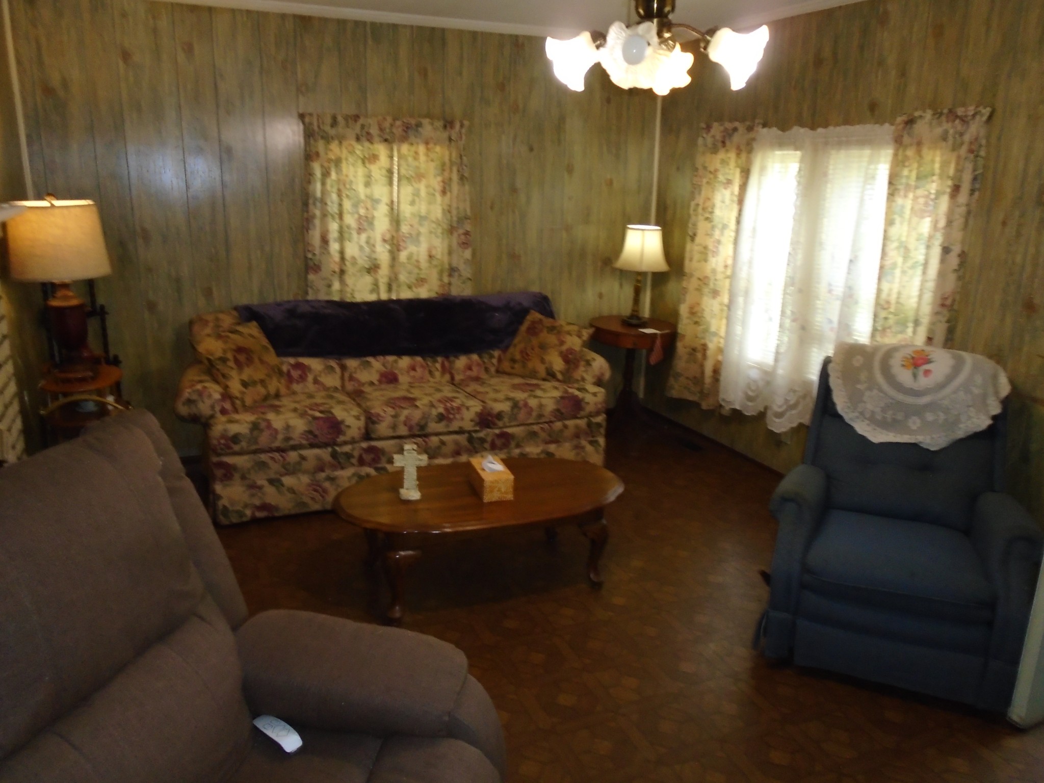 2503 Memorial Blvd Property Photo 5