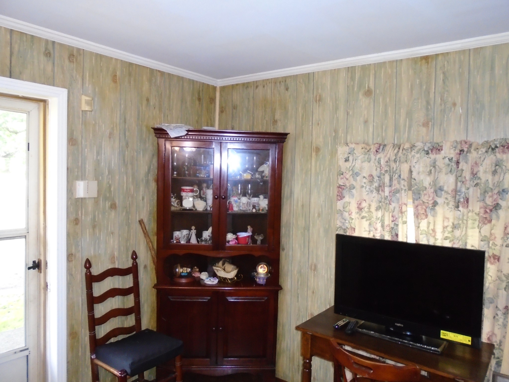 2503 Memorial Blvd Property Photo 7
