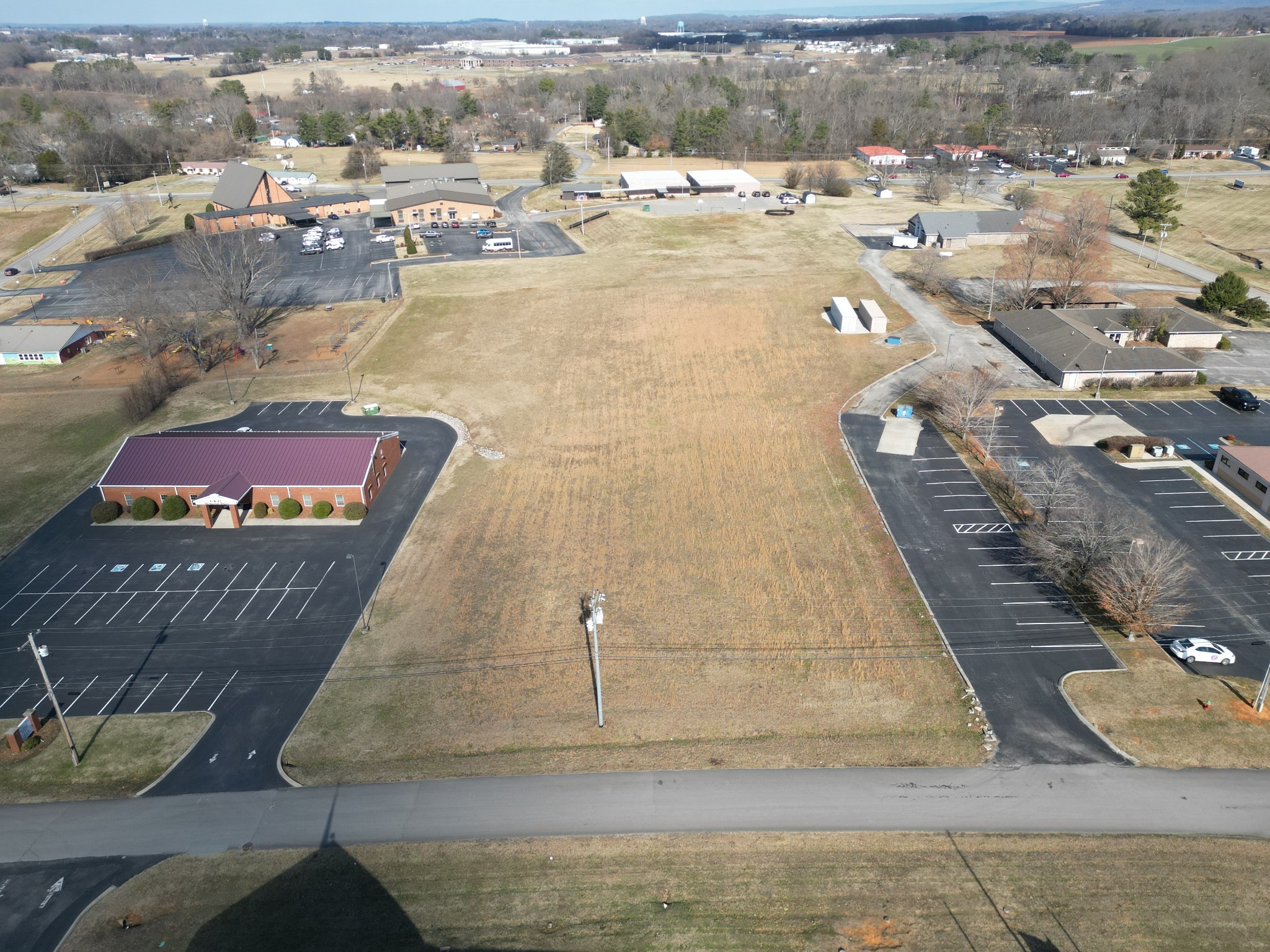 186 Hospital Rd Property Photo 4