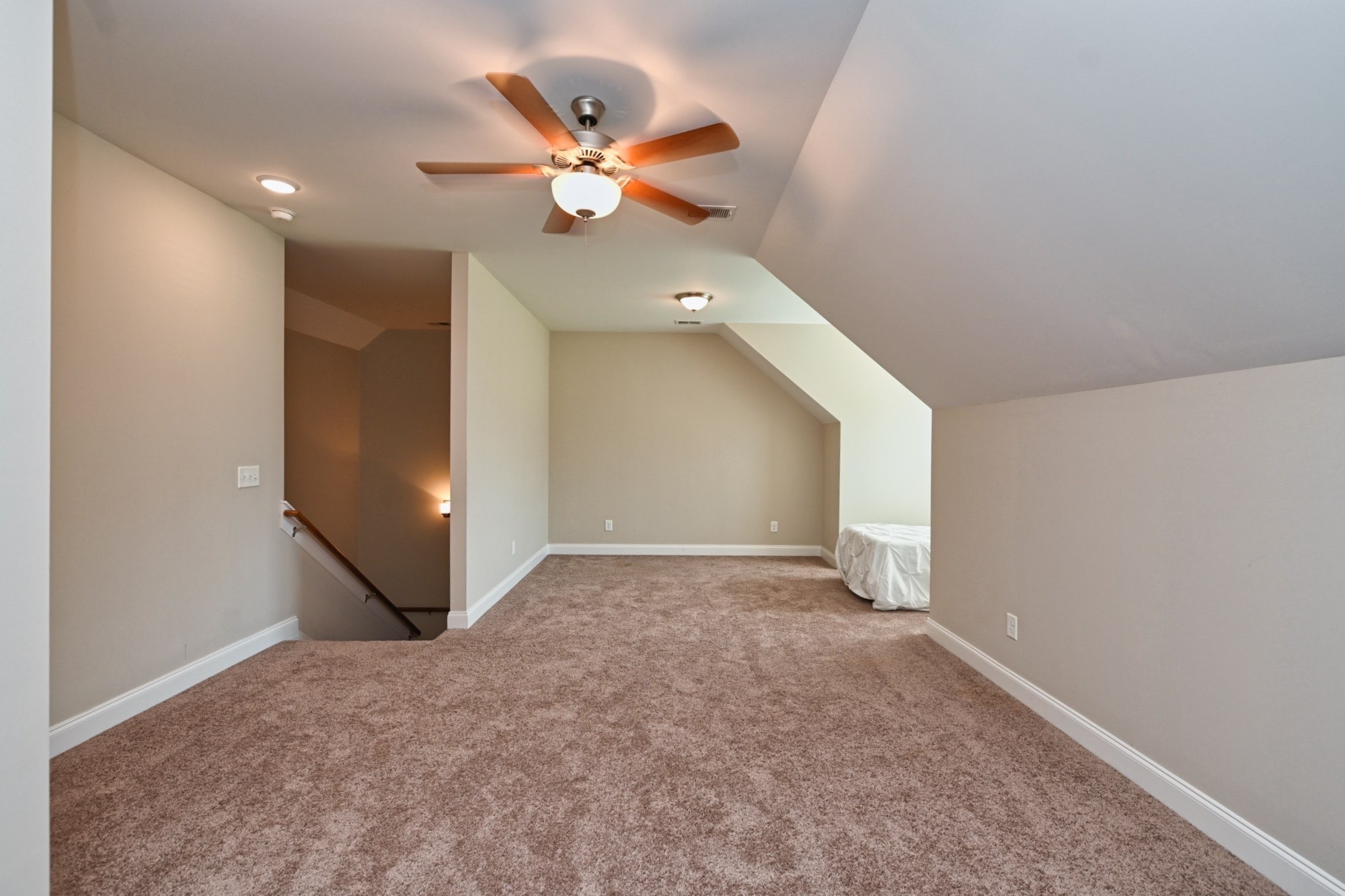 106 Brook Ct Property Photo 36
