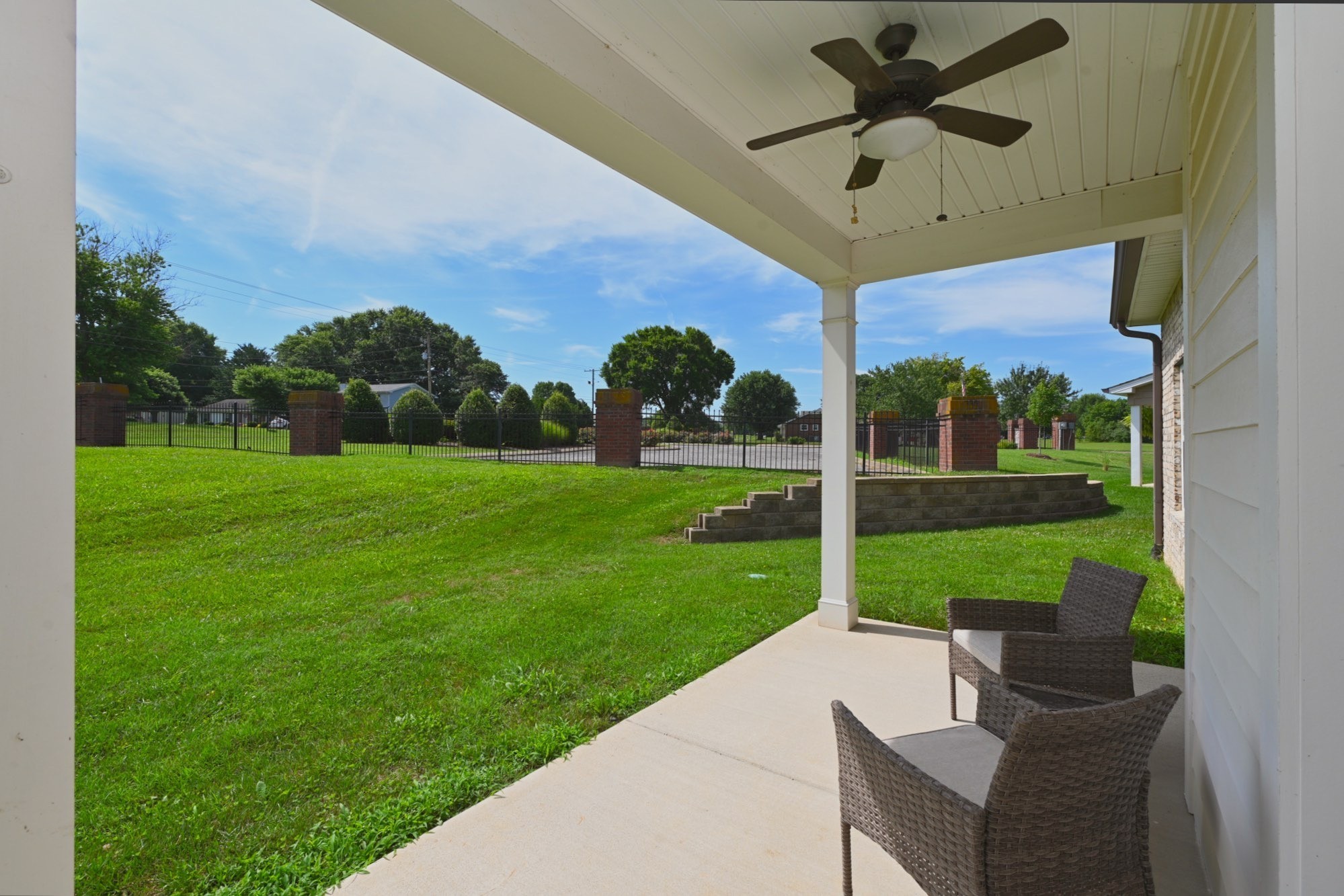106 Brook Ct Property Photo 42