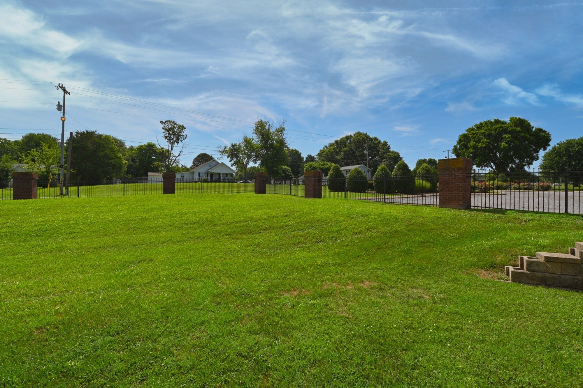 106 Brook Ct Property Photo 46