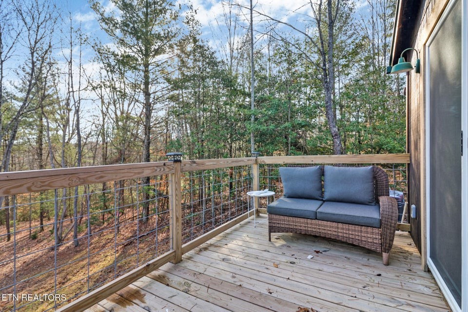 688 Boone Ridge Rd Property Photo 10