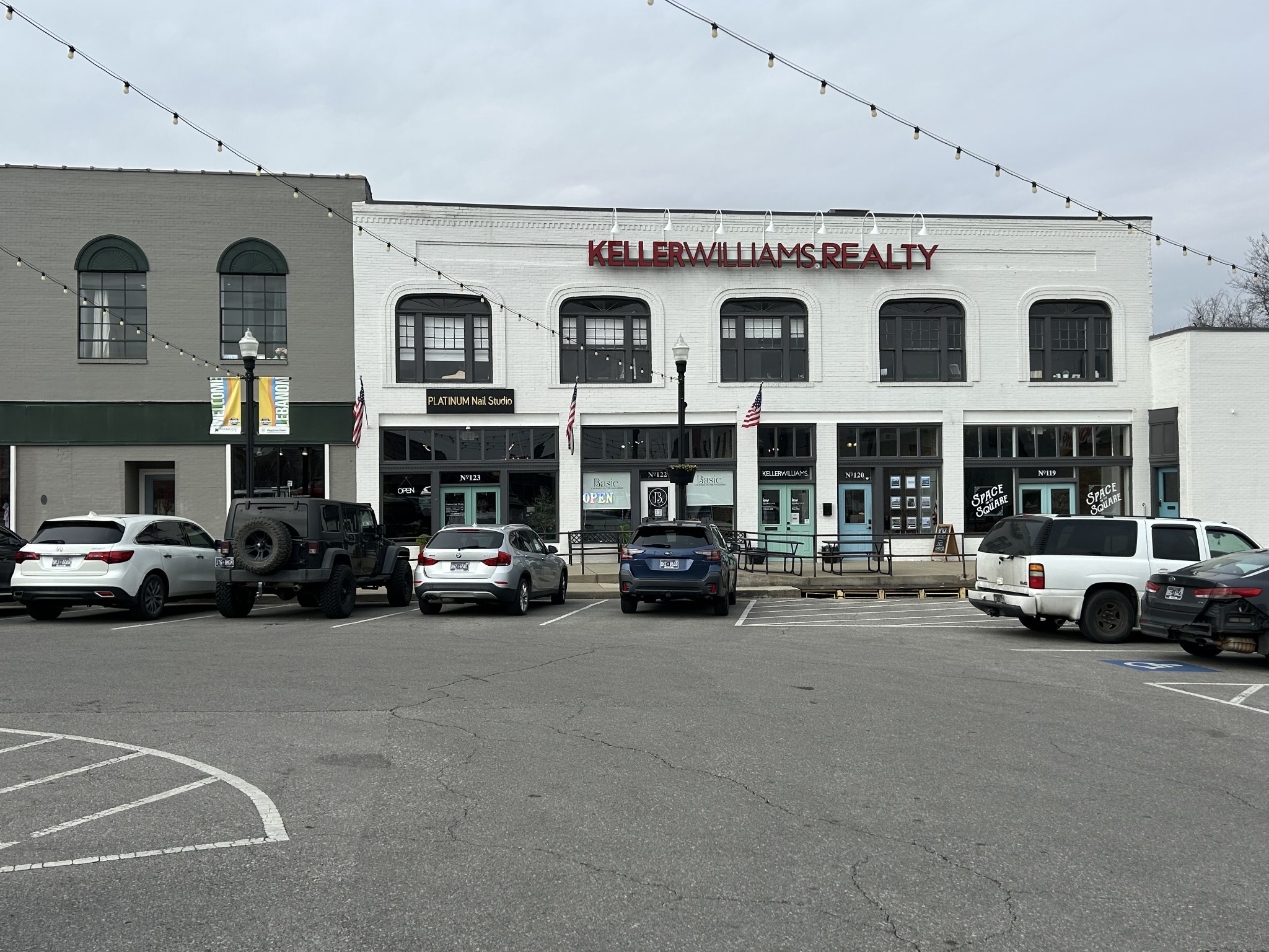 119 Public Sq Property Photo 1