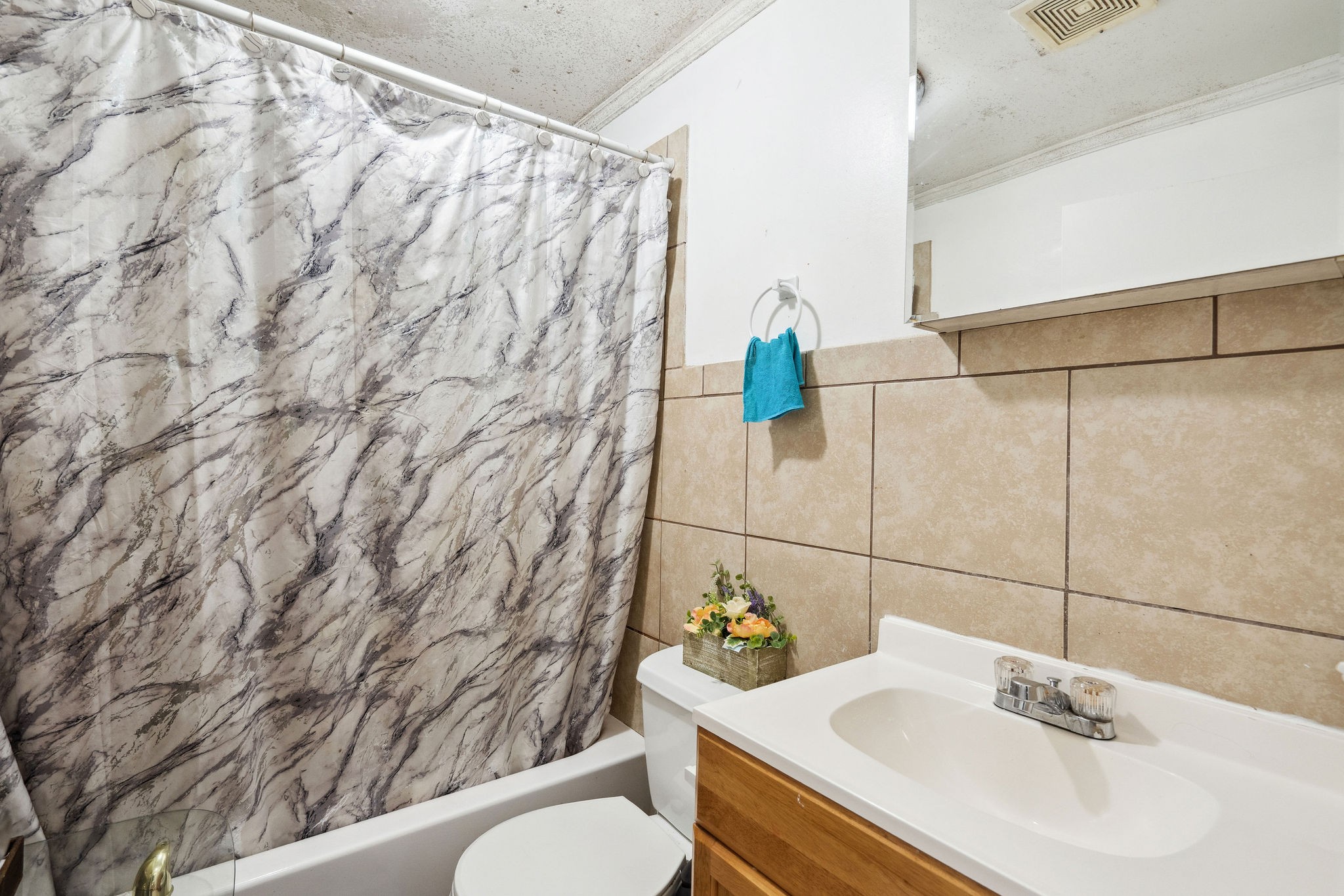 3315 Torbett St Property Photo 8