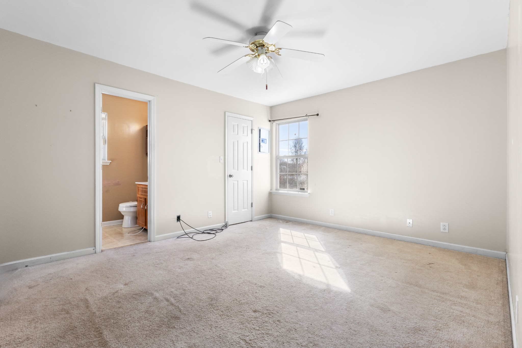 256 Golden Pond Ave Property Photo 9