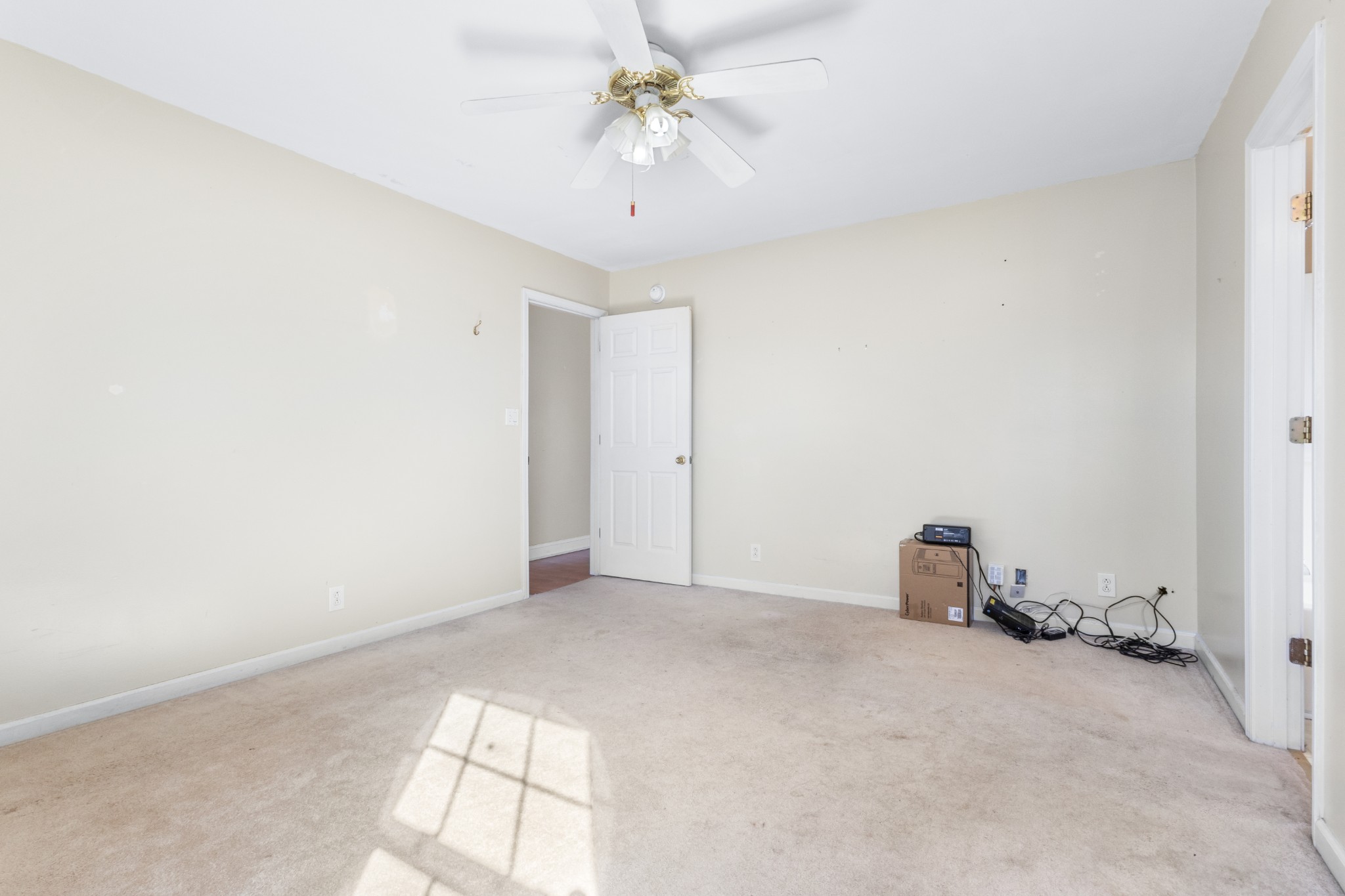 256 Golden Pond Ave Property Photo 12