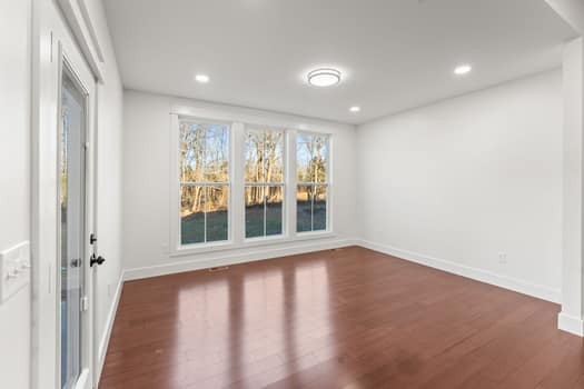 157 Old Eastbrook Rd Property Photo 6