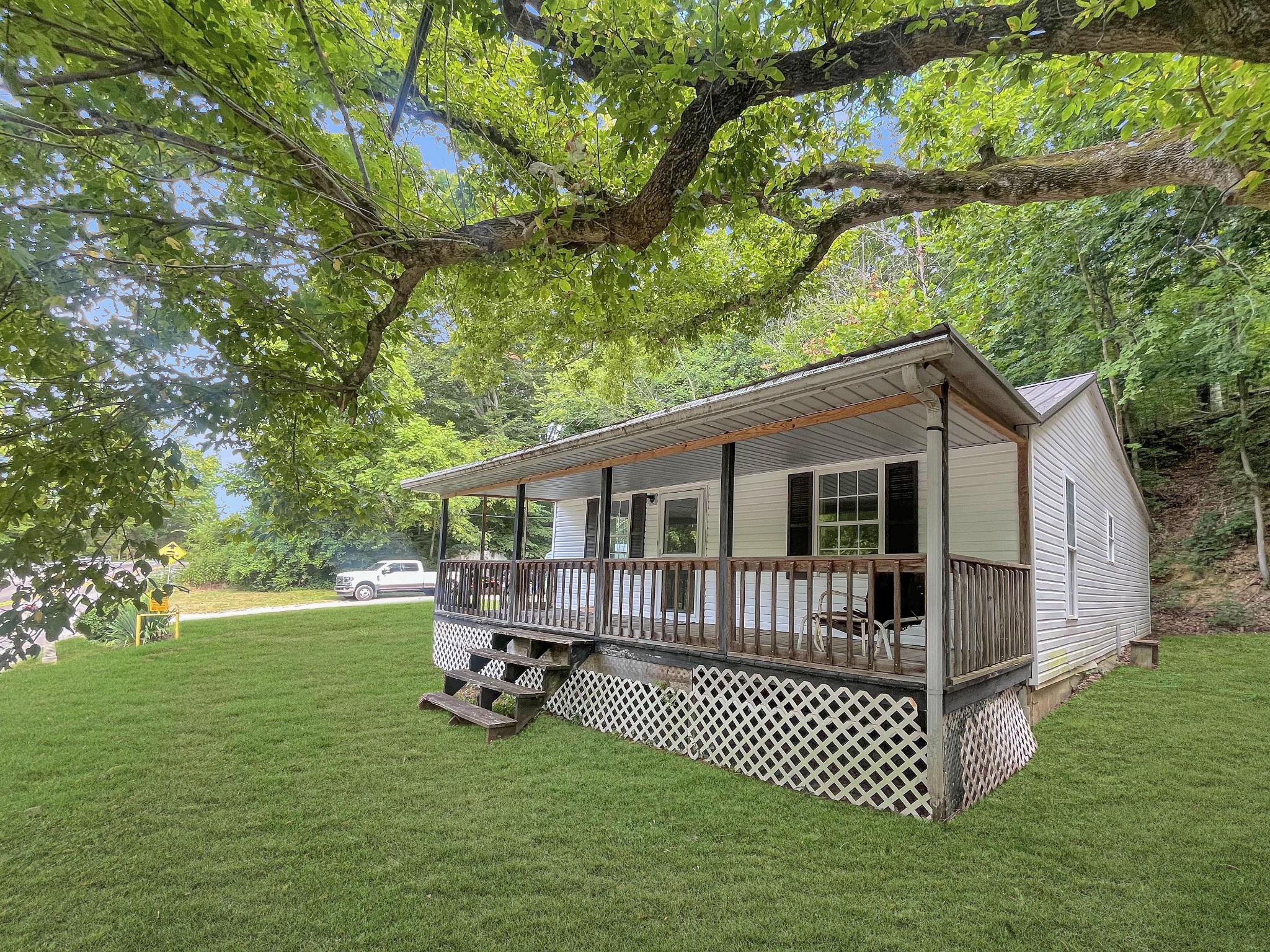 6711 Highway 49 Property Photo 1