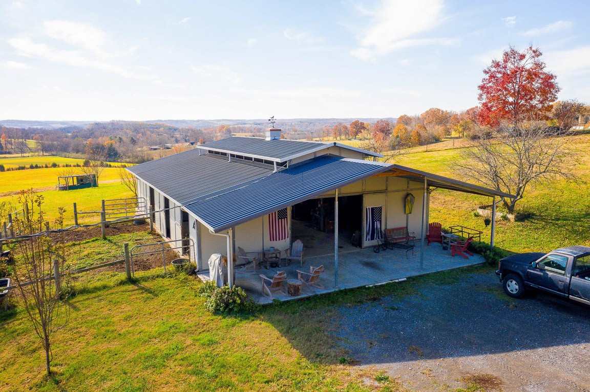 132 Old Lane Rd Property Photo 6