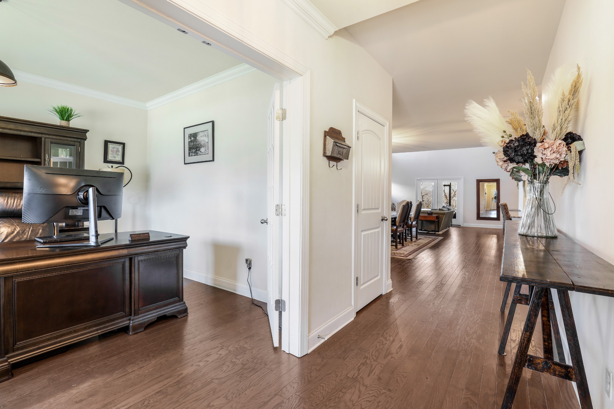 1677 Boardwalk Pl Property Photo 5
