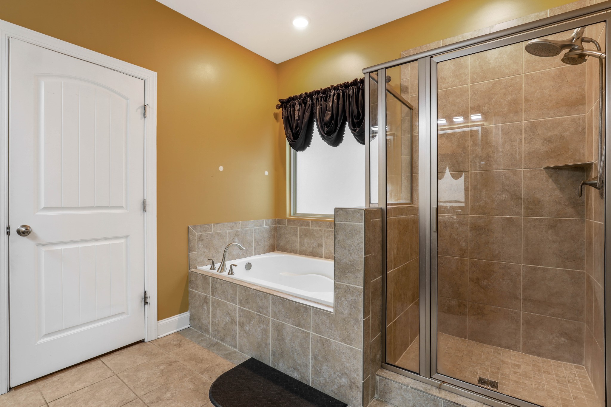 1677 Boardwalk Pl Property Photo 25