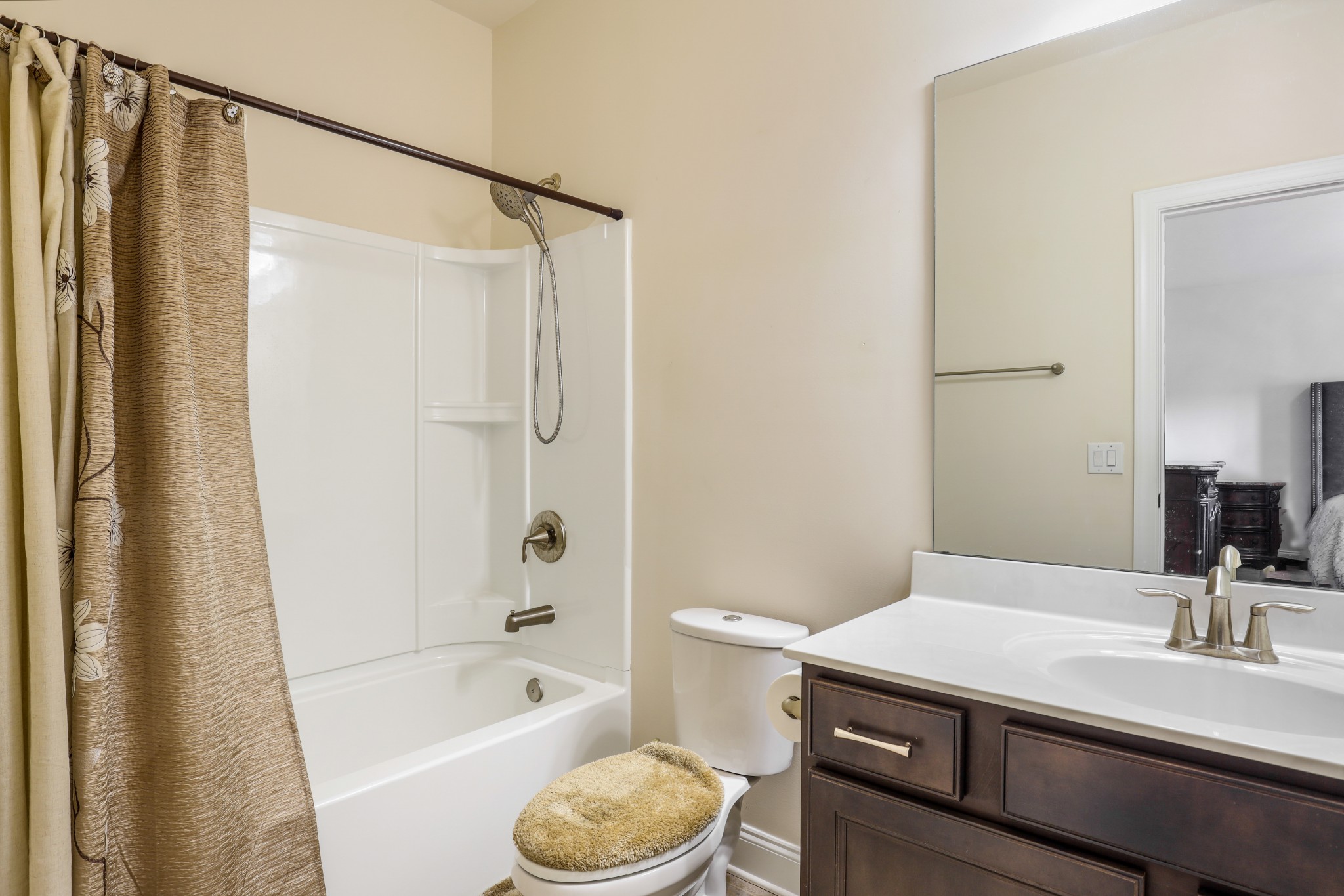 1677 Boardwalk Pl Property Photo 28