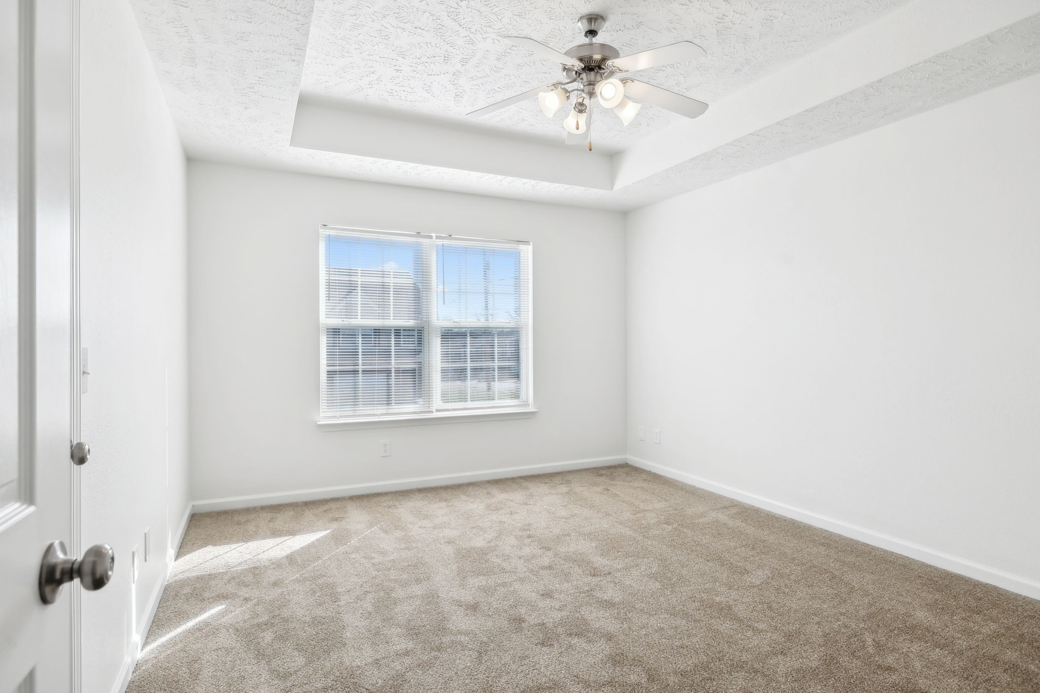 603 Nixon Way Property Photo 6