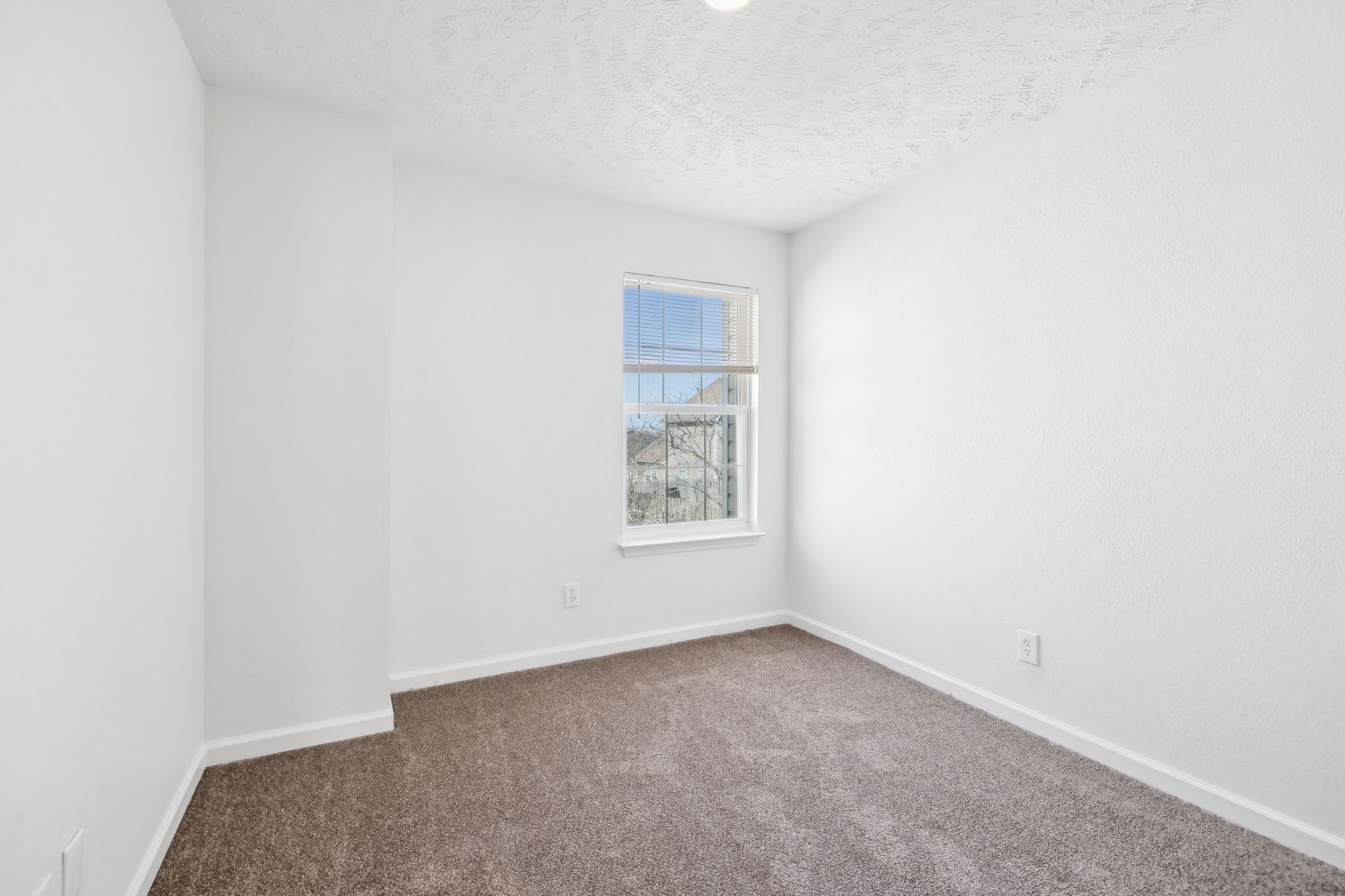 603 Nixon Way Property Photo 11