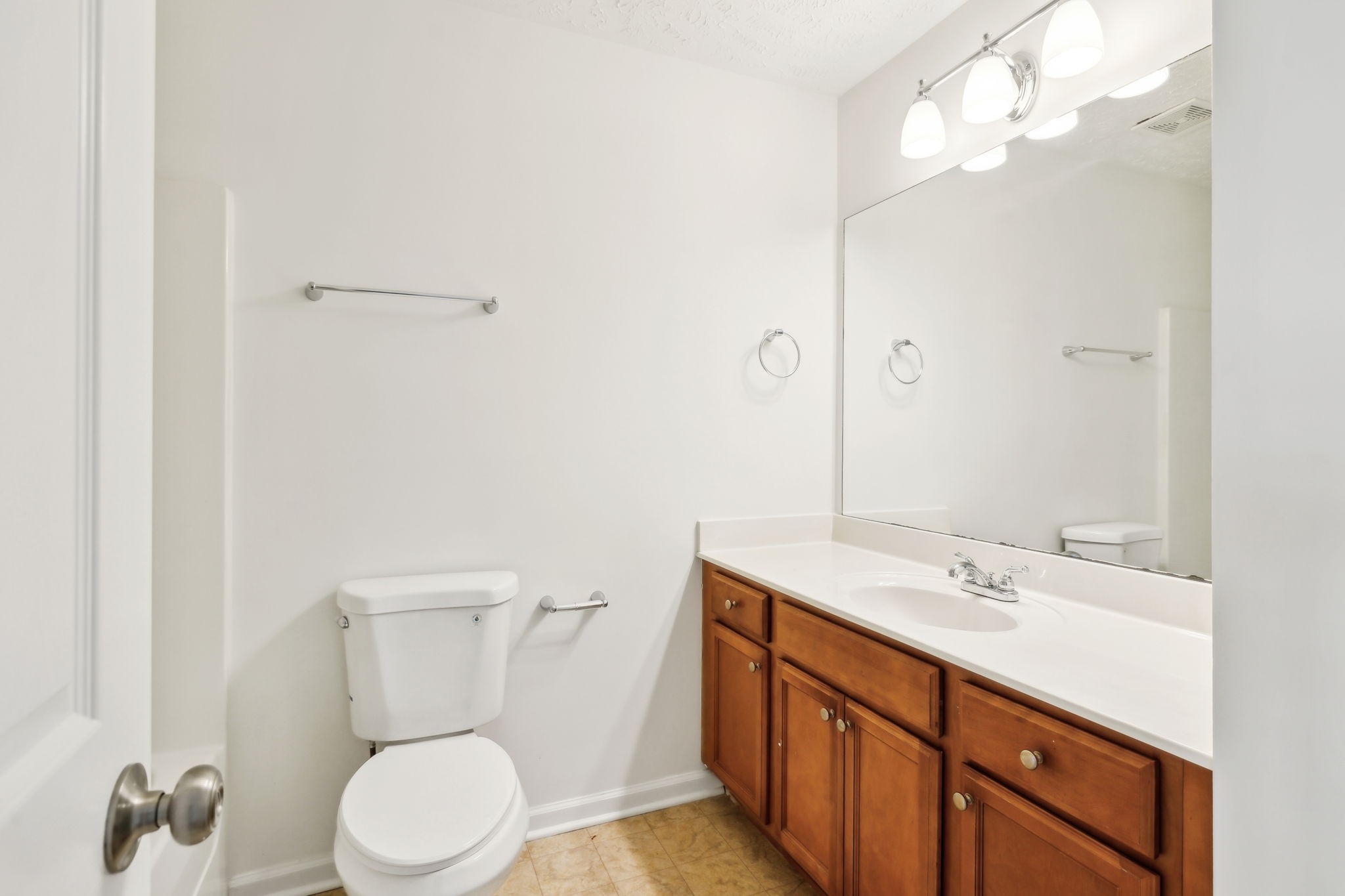 603 Nixon Way Property Photo 12