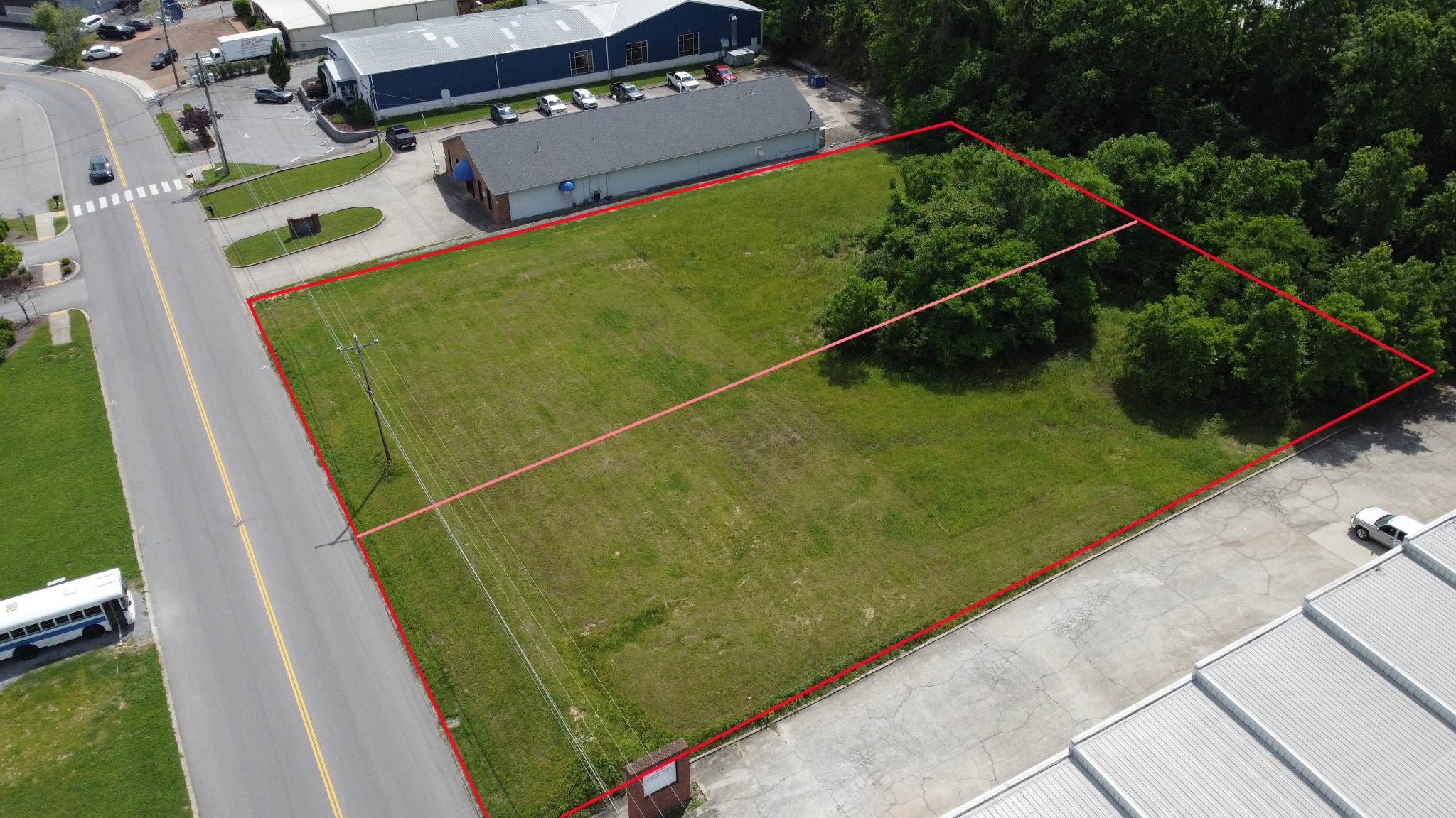 5009 Market Pl Property Photo 1