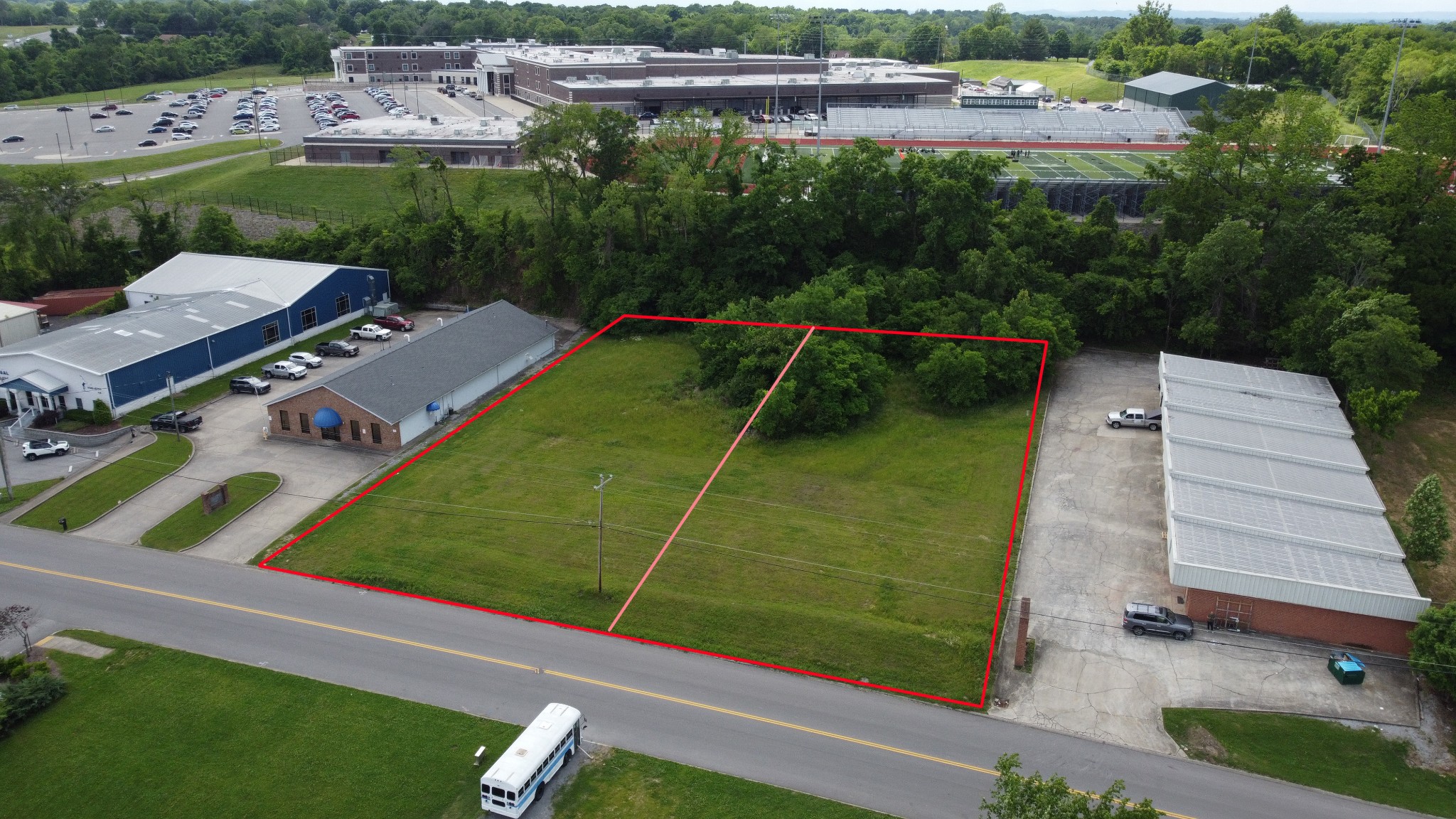 5009 Market Pl Property Photo 8