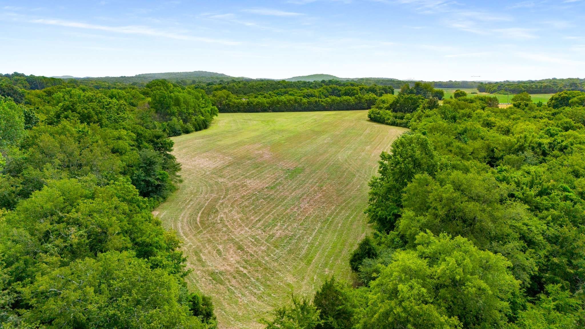 7 Highway 41a Property Photo 13