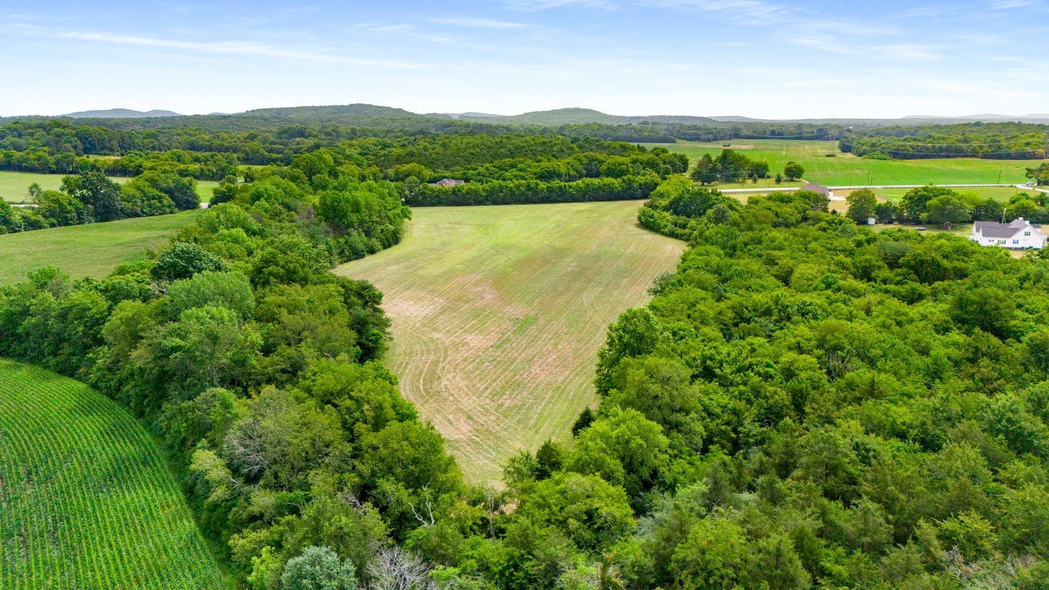 7 Highway 41a Property Photo 14