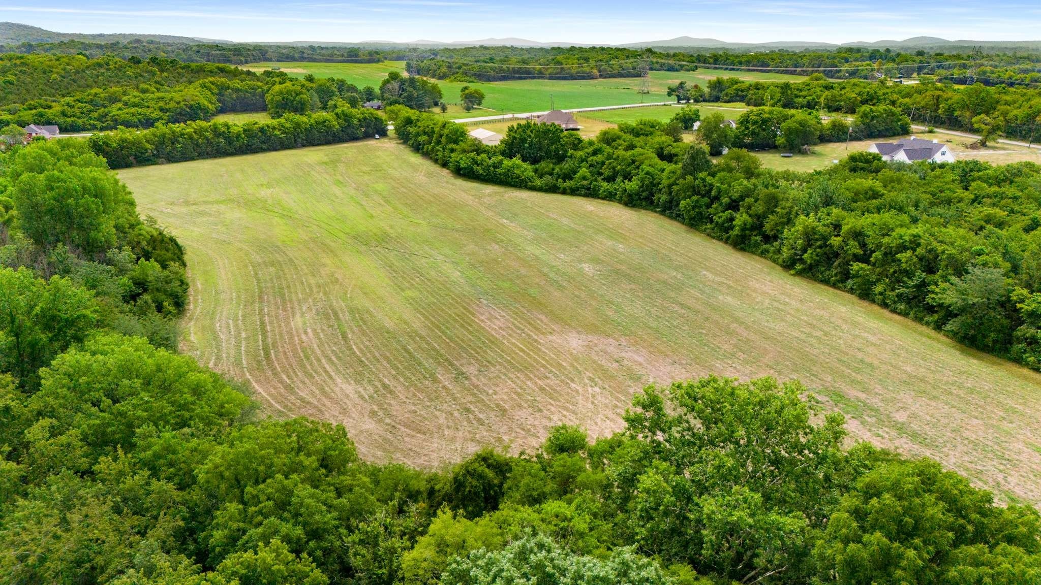7 Highway 41a Property Photo 16