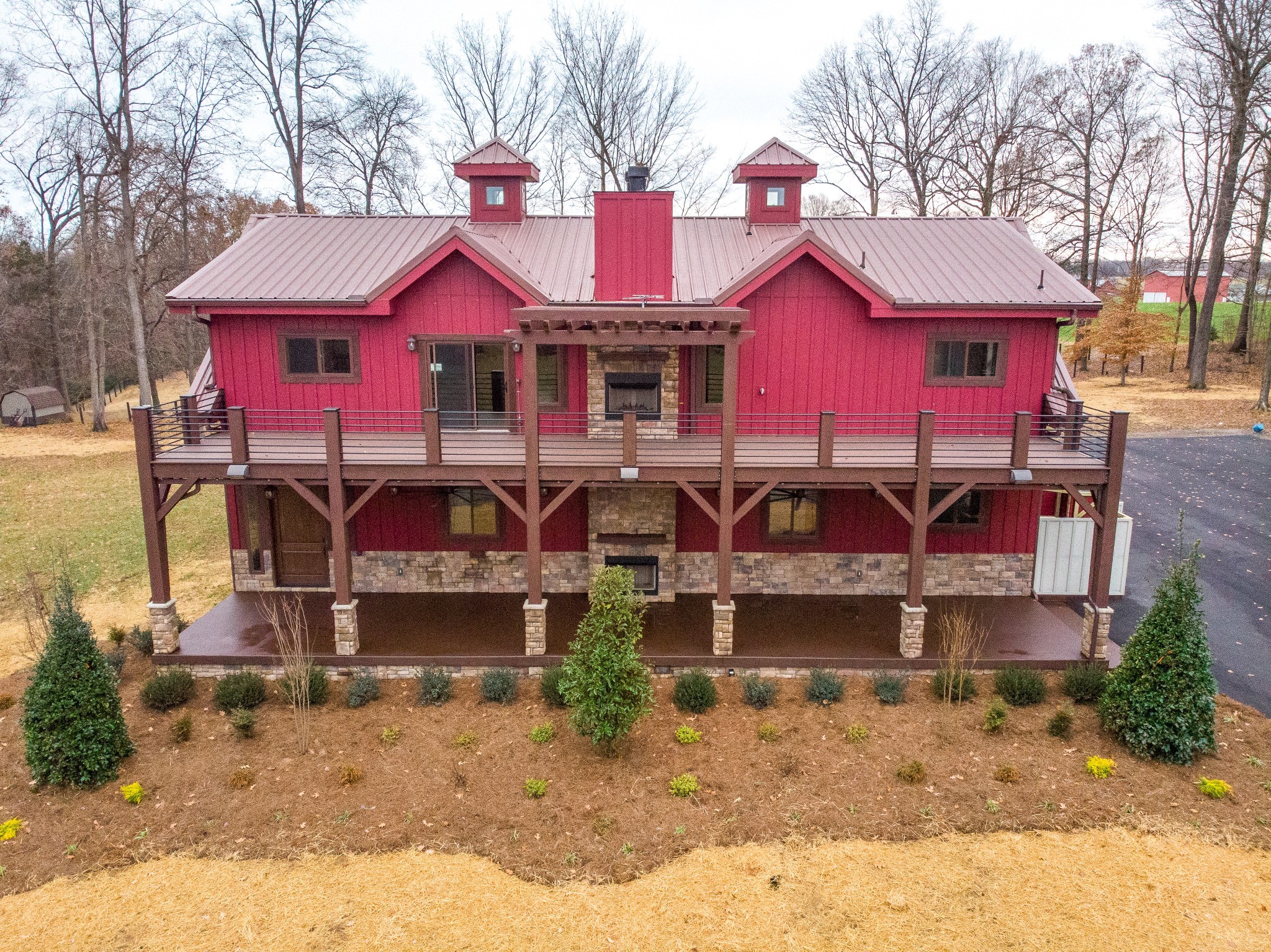 4451 Airport Rd Property Photo