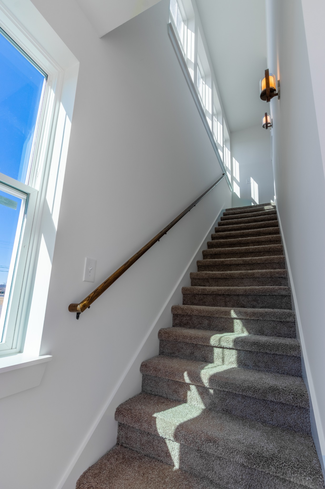 176 High Park Circle Property Photo 8