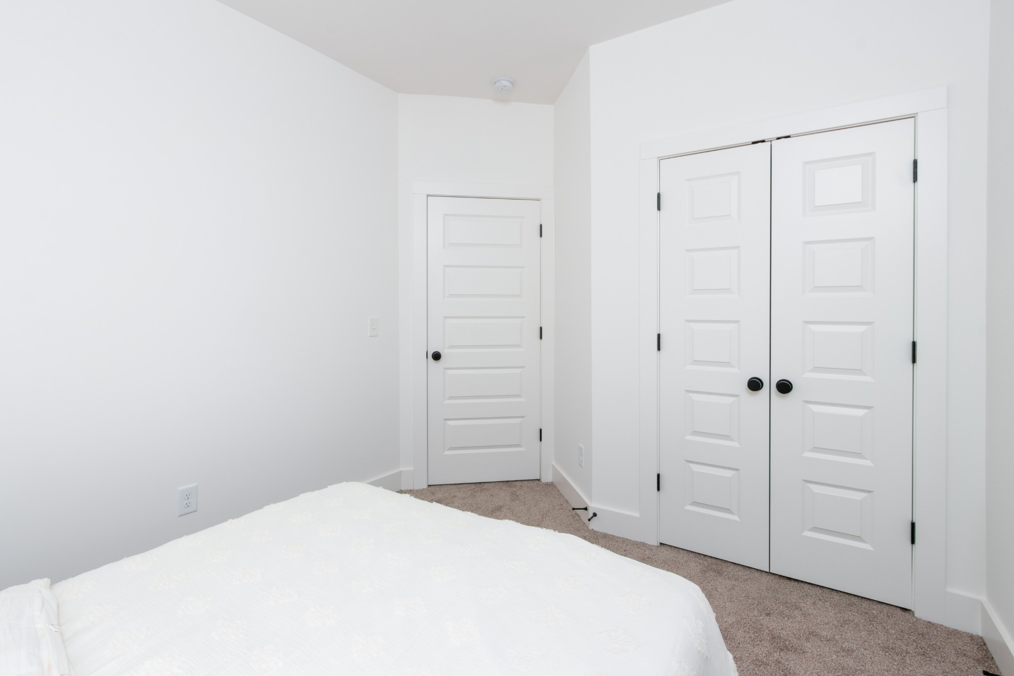 176 High Park Circle Property Photo 14