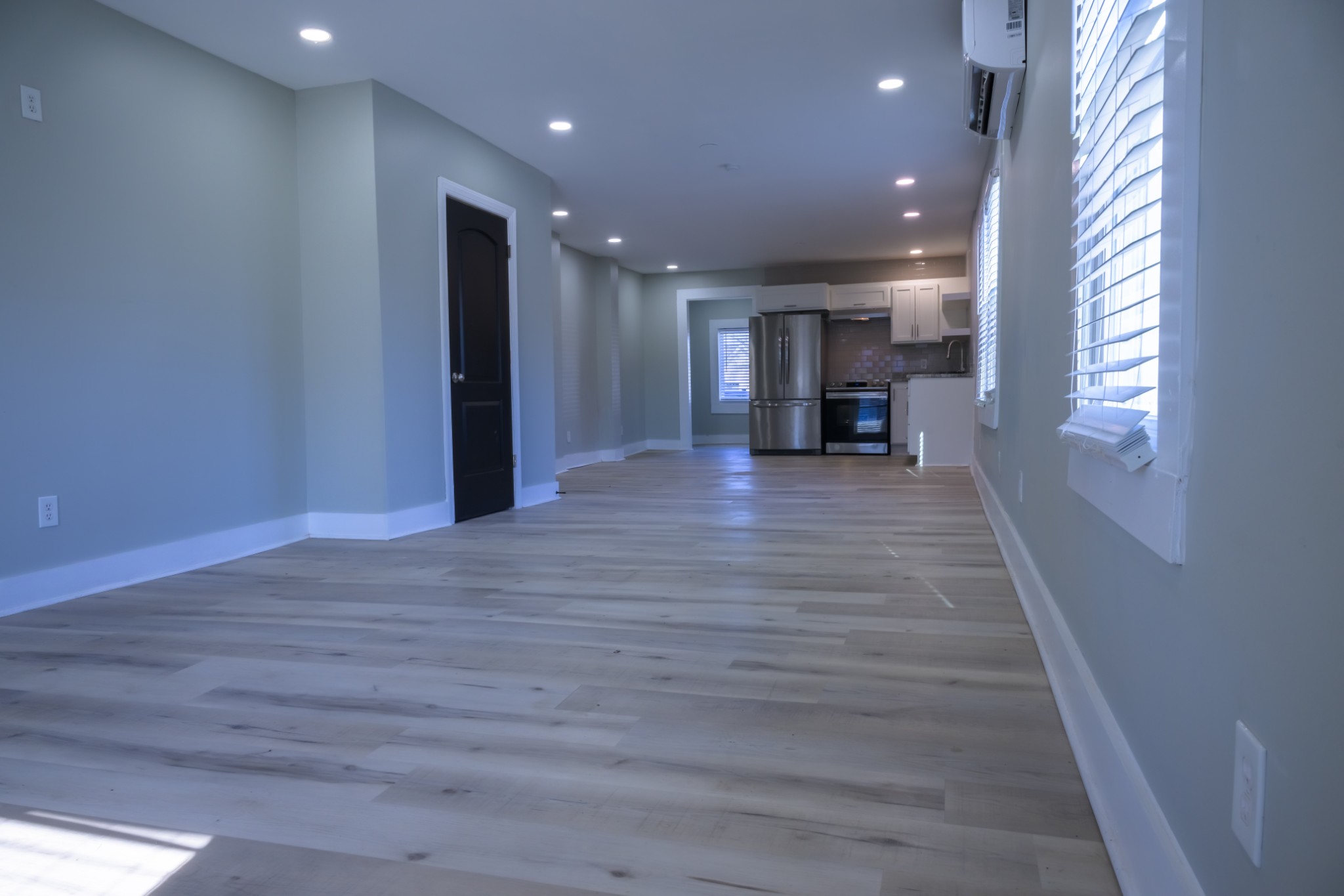 2412 Scovel St Property Photo 2