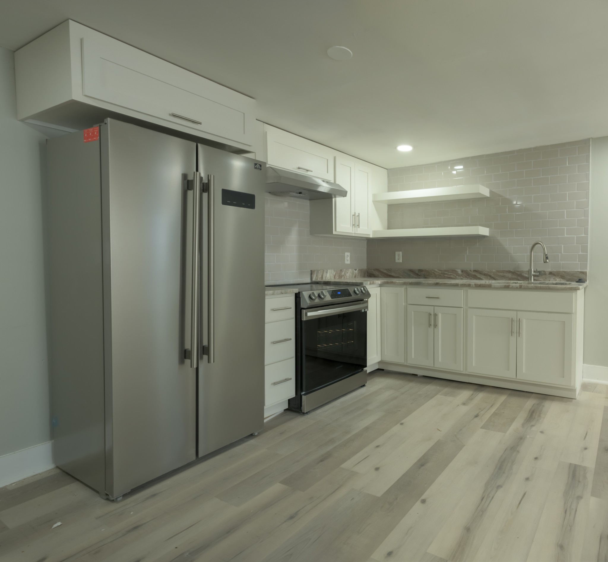 2412 Scovel St Property Photo 8