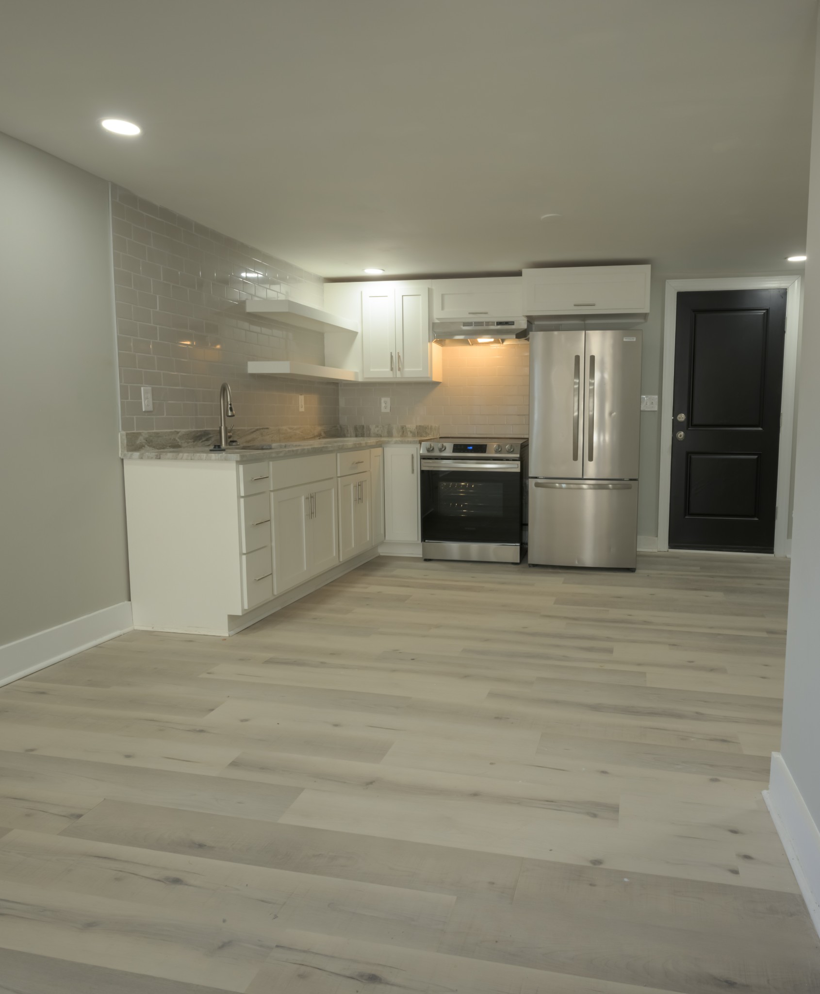 2412 Scovel St Property Photo 12