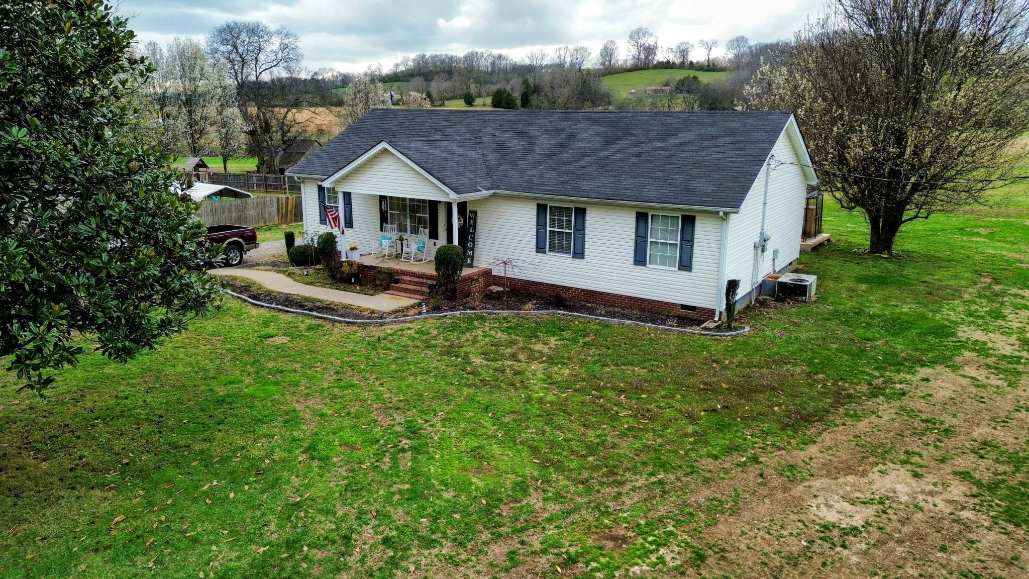 475 Mill St Property Photo