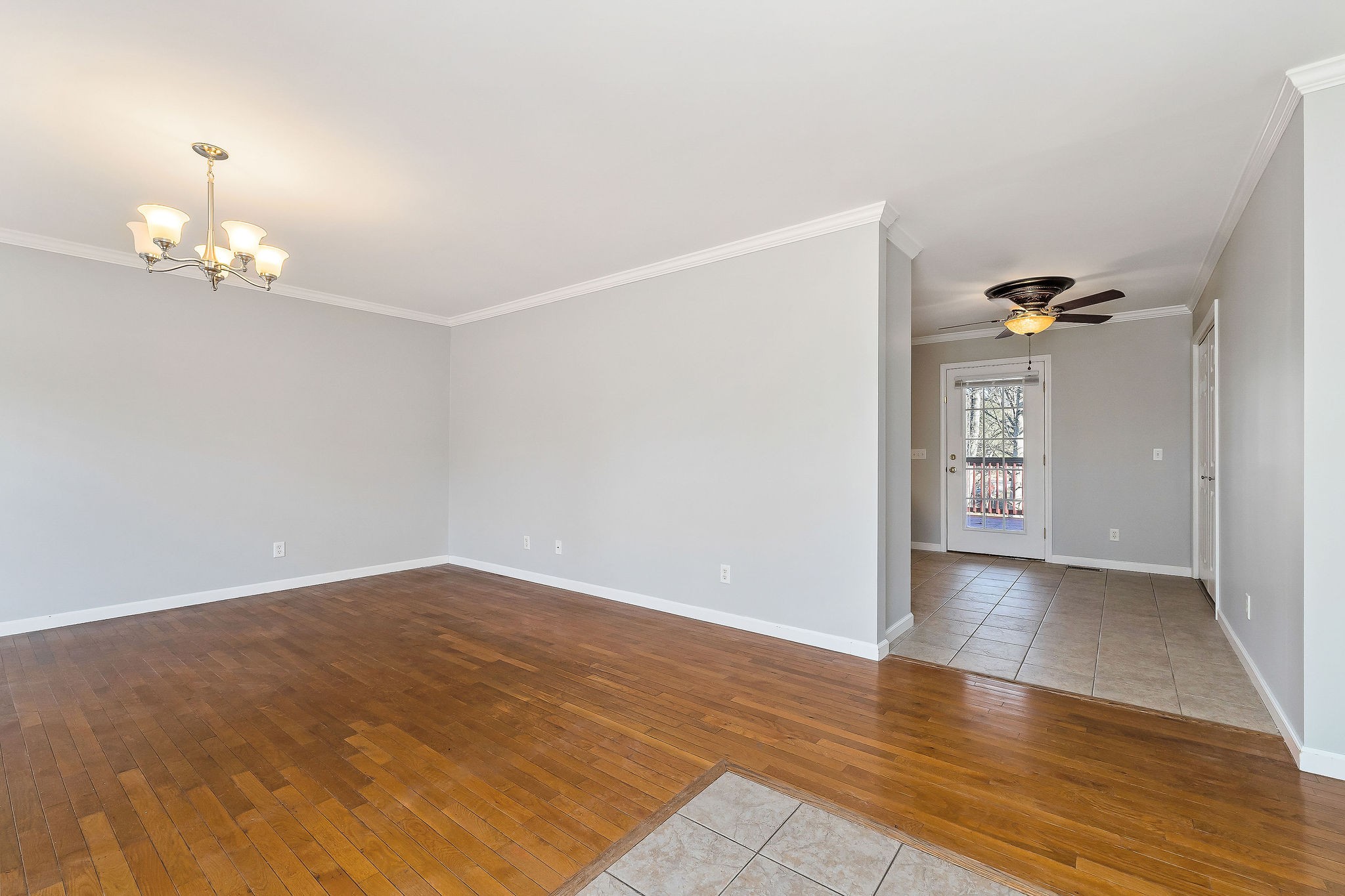 945 Morningside Dr Property Photo 4