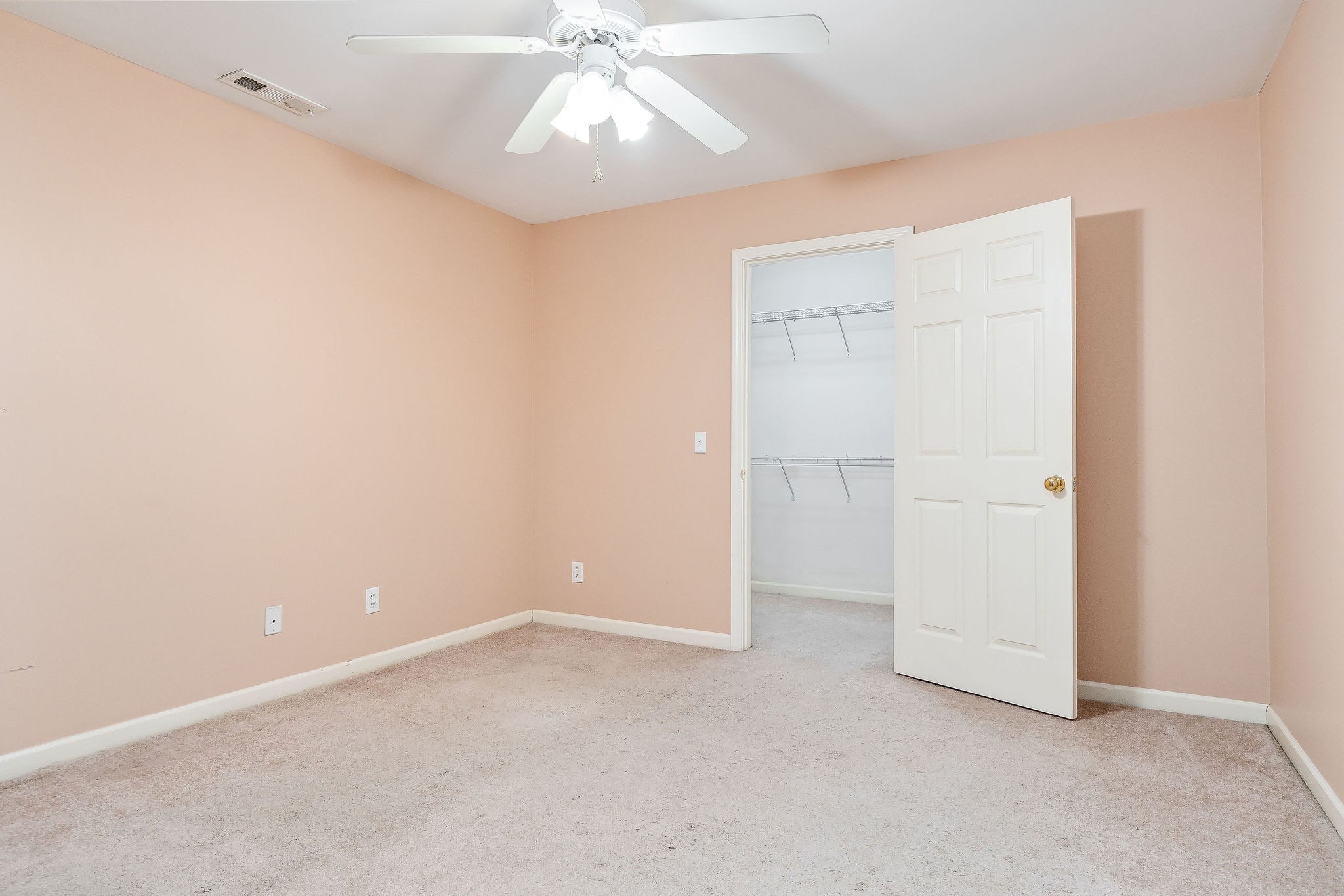 945 Morningside Dr Property Photo 30