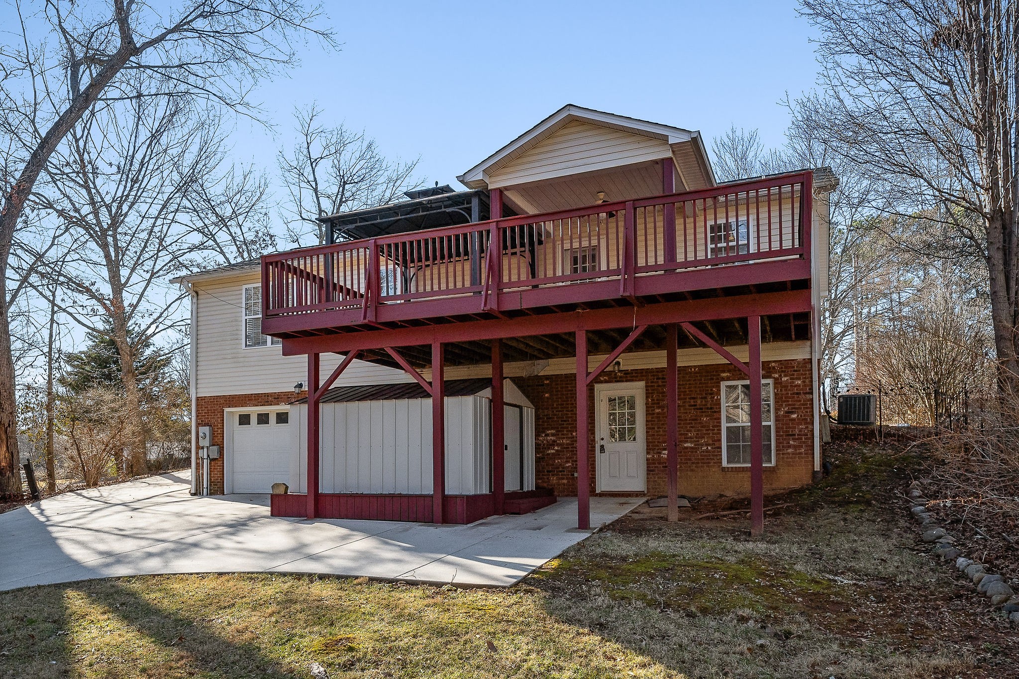 945 Morningside Dr Property Photo 43