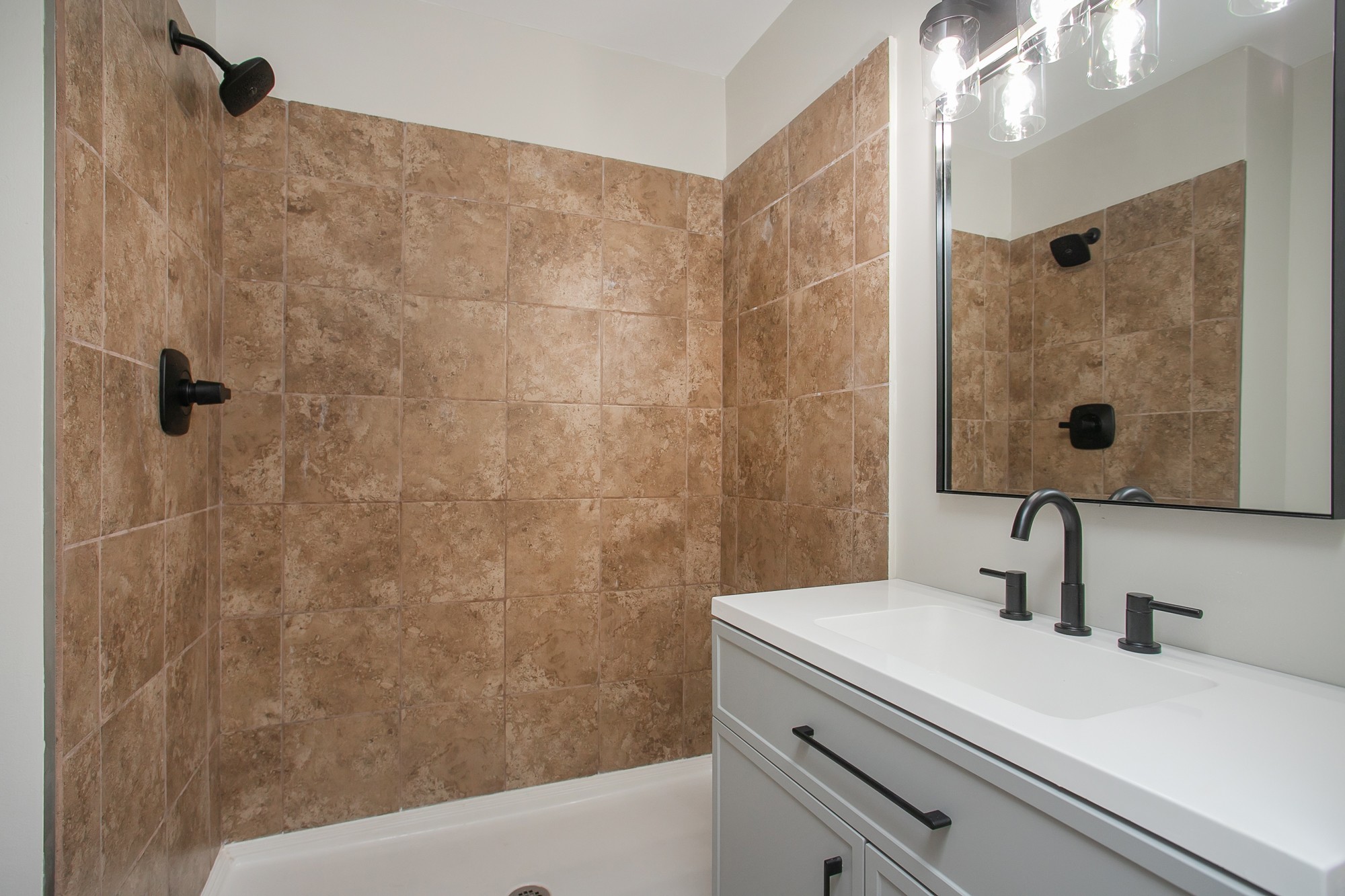 32 Jones Cir Property Photo 19