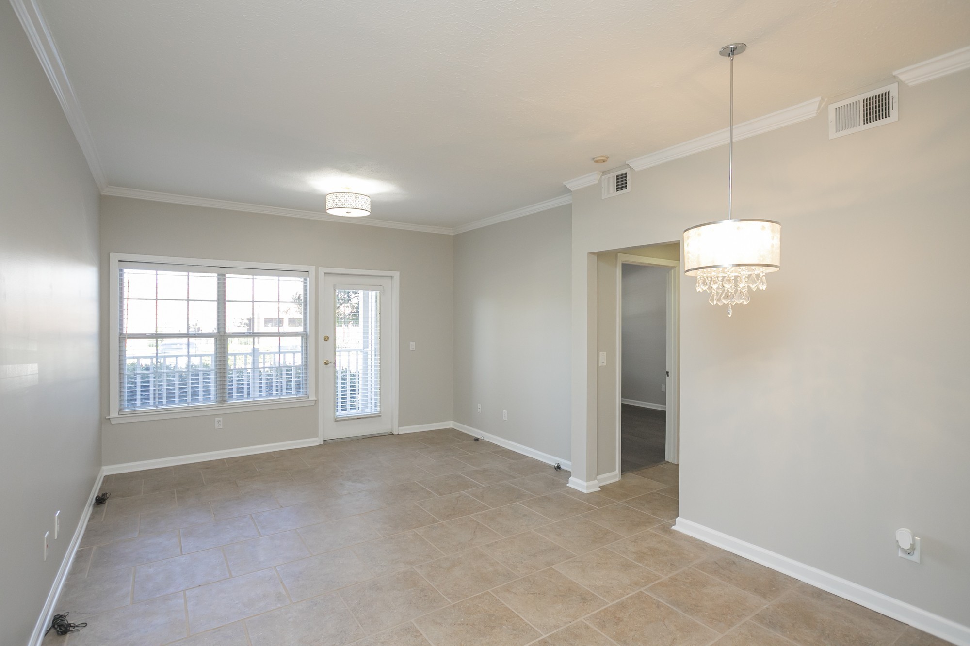 2025 Woodmont Blvd Property Photo 10