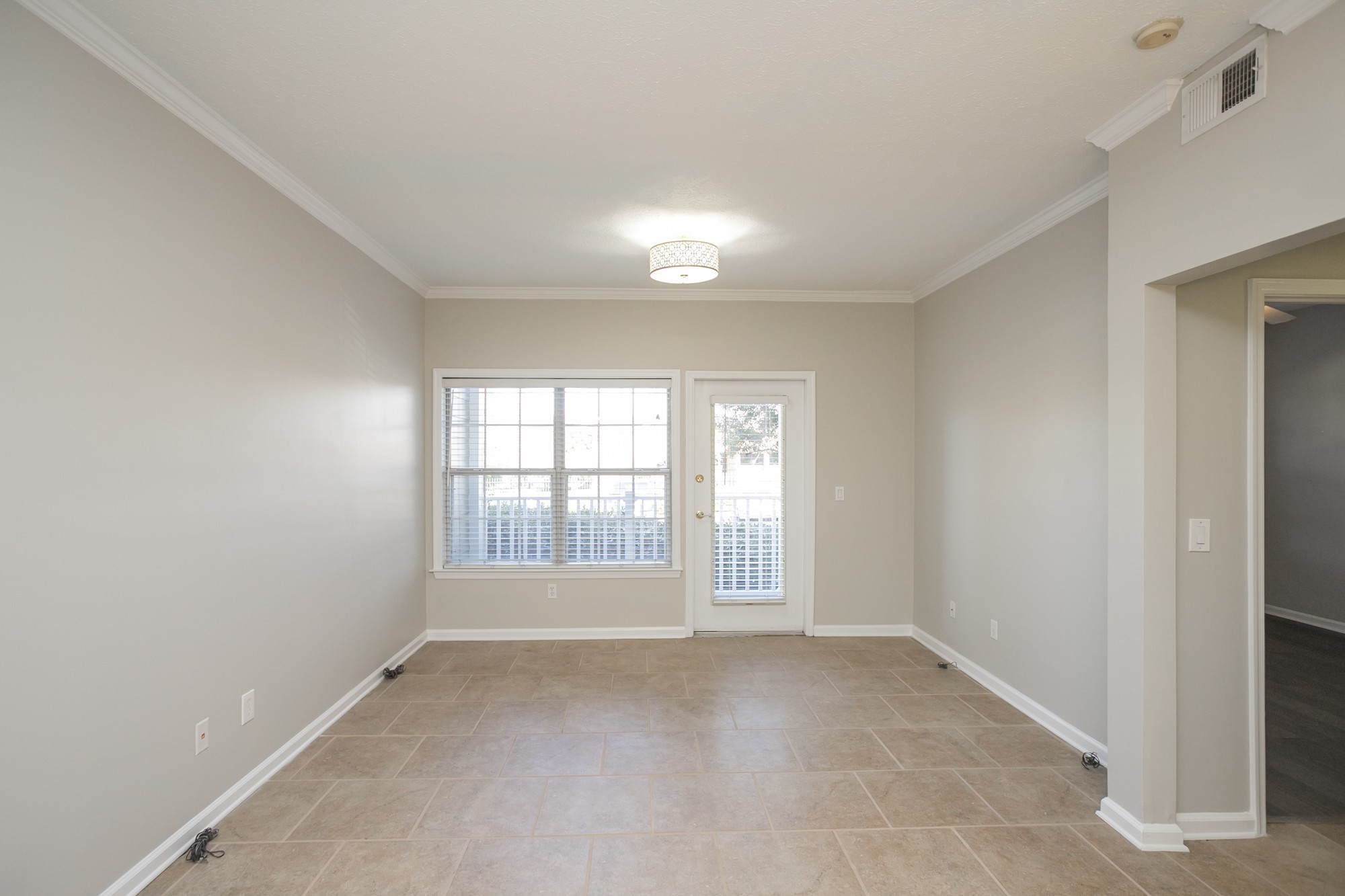 2025 Woodmont Blvd Property Photo 11