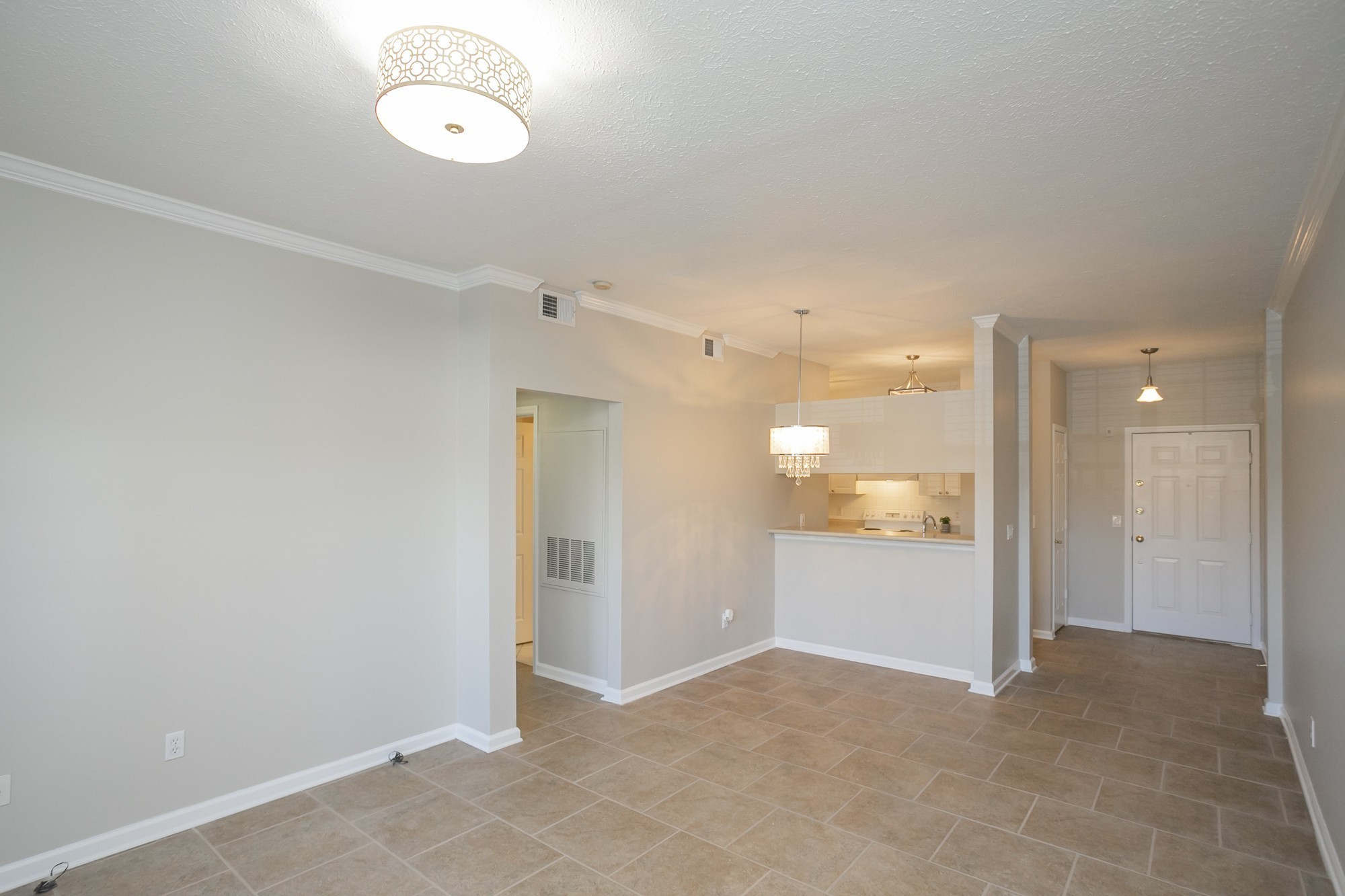 2025 Woodmont Blvd Property Photo 12
