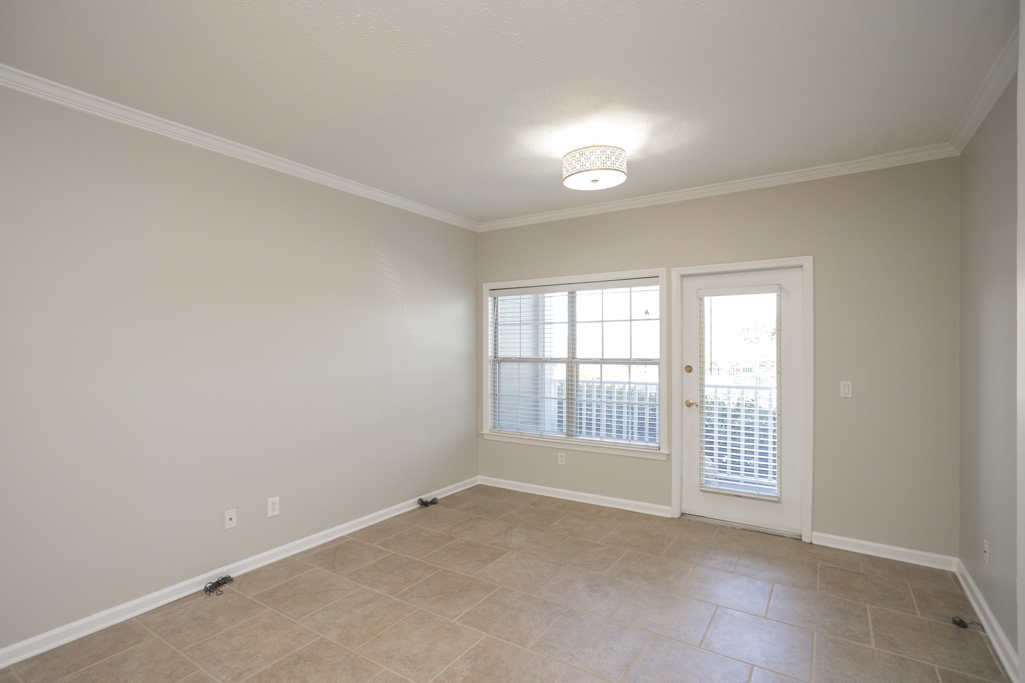 2025 Woodmont Blvd Property Photo 15