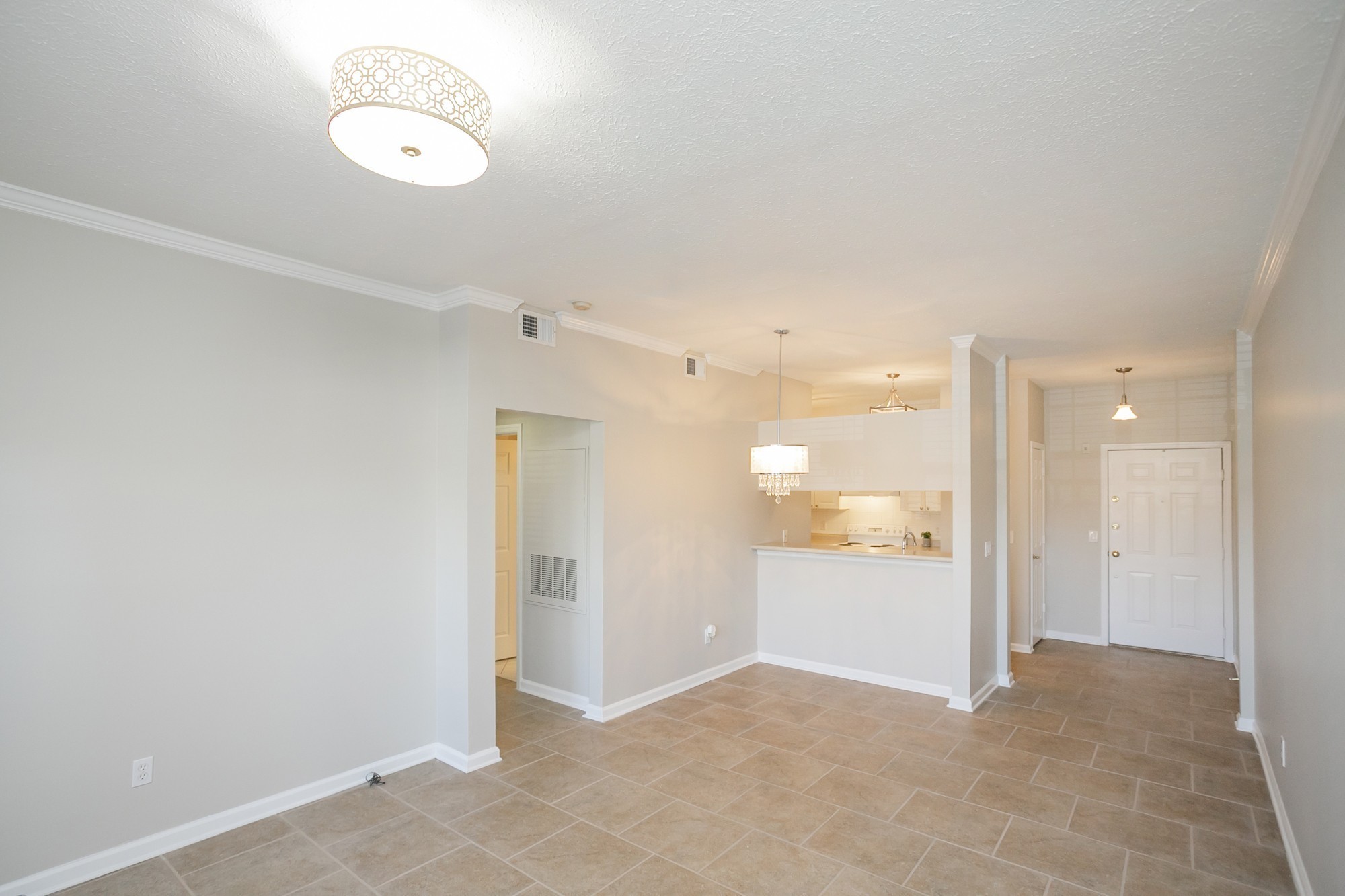 2025 Woodmont Blvd Property Photo 17