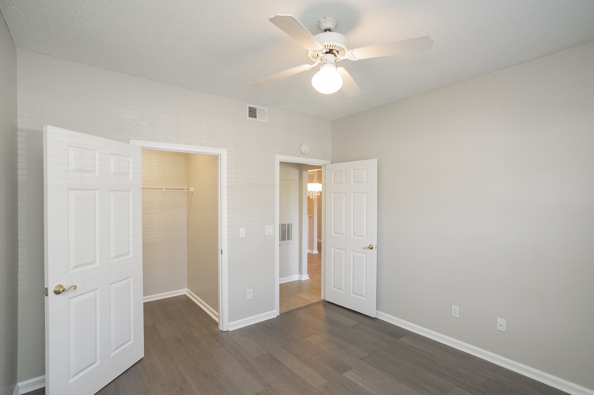 2025 Woodmont Blvd Property Photo 21