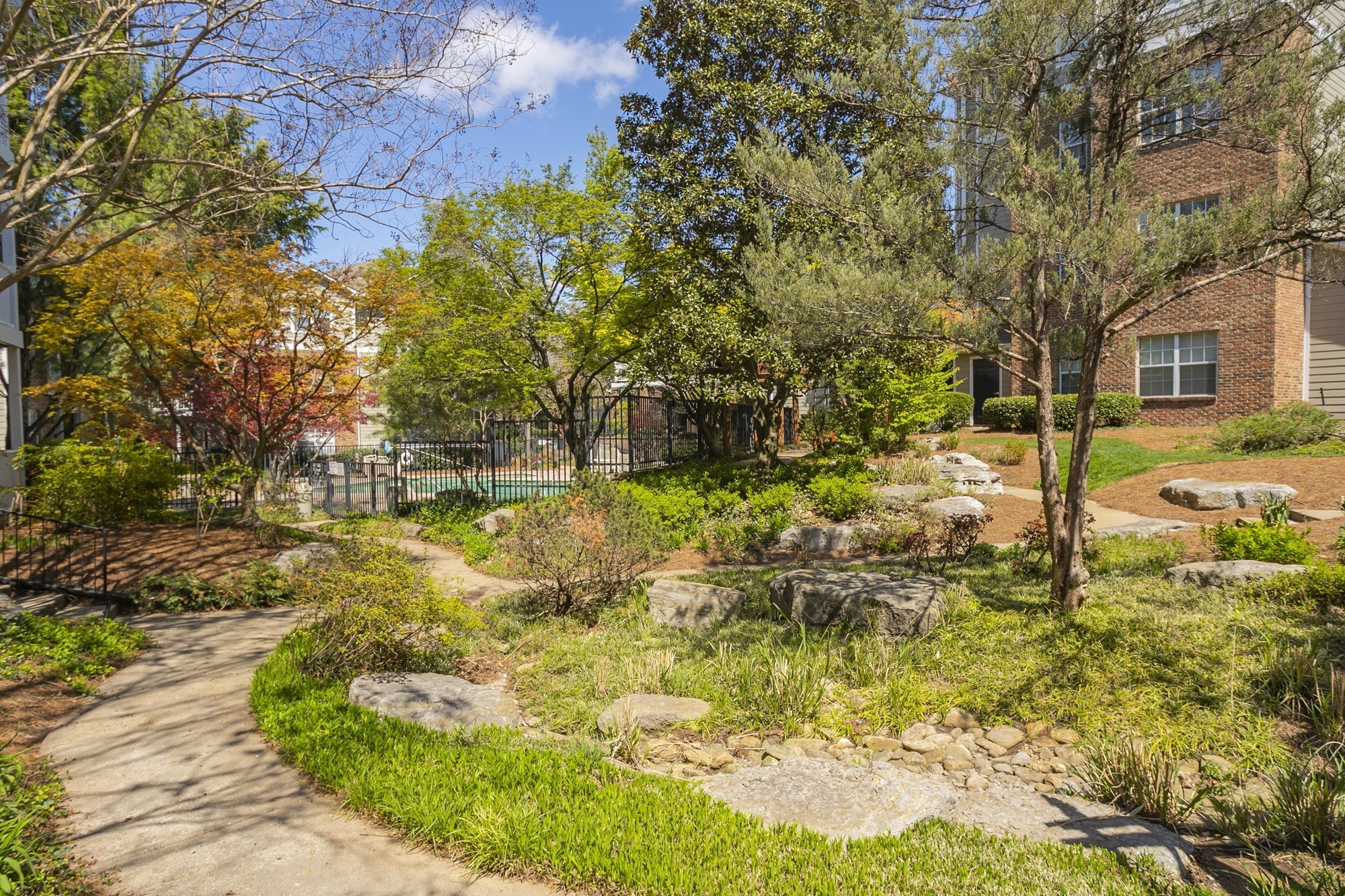 2025 Woodmont Blvd Property Photo 33