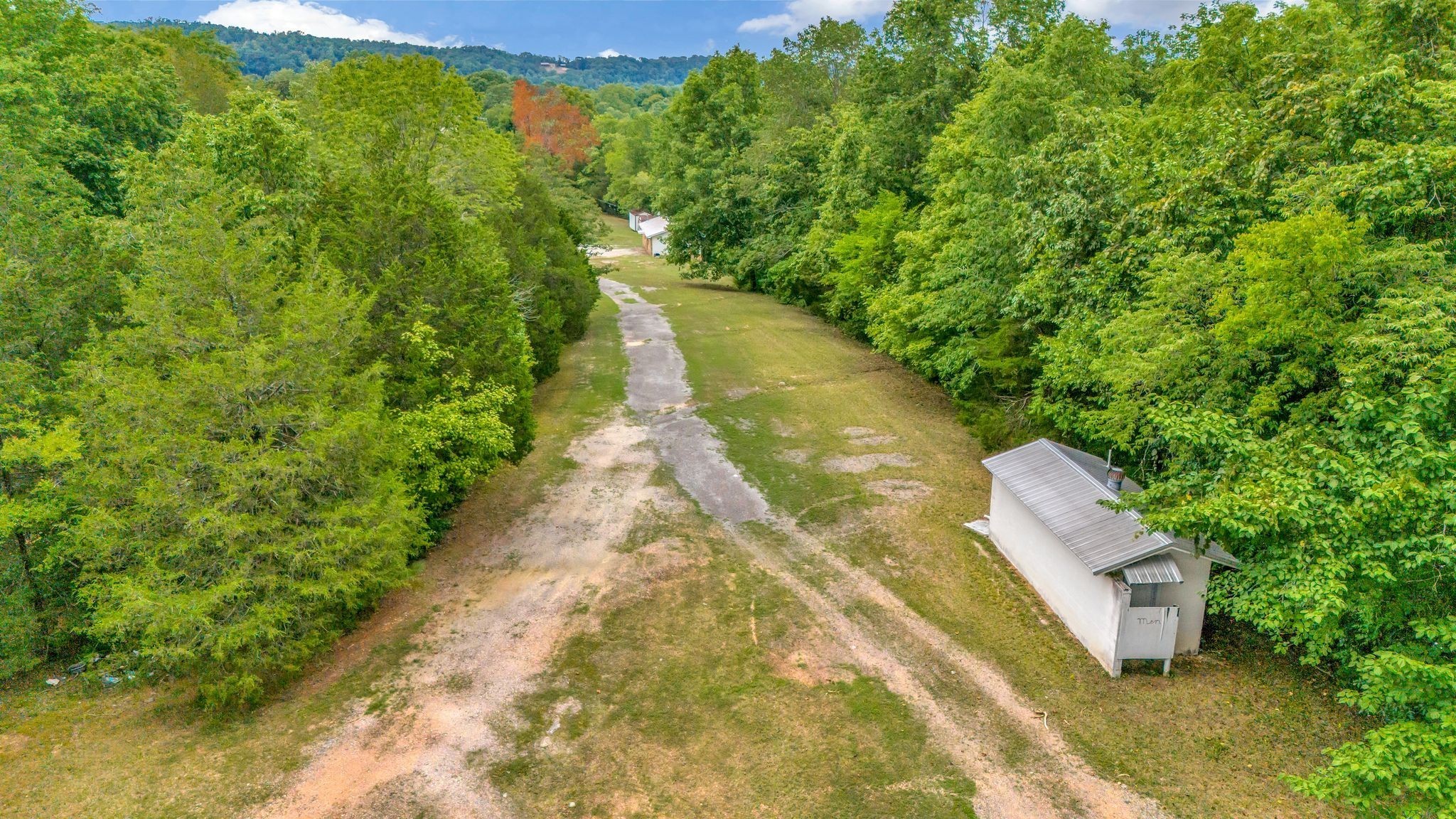 1076 Hwy 13 North Property Photo 48