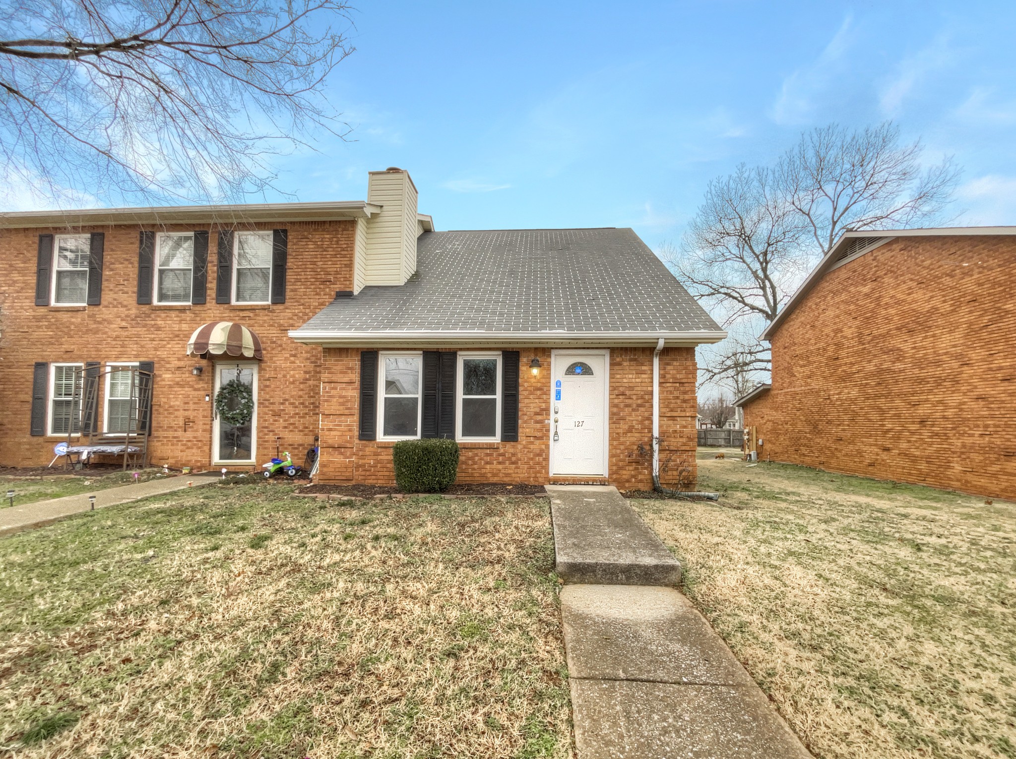 127 Stokes Dr Property Photo