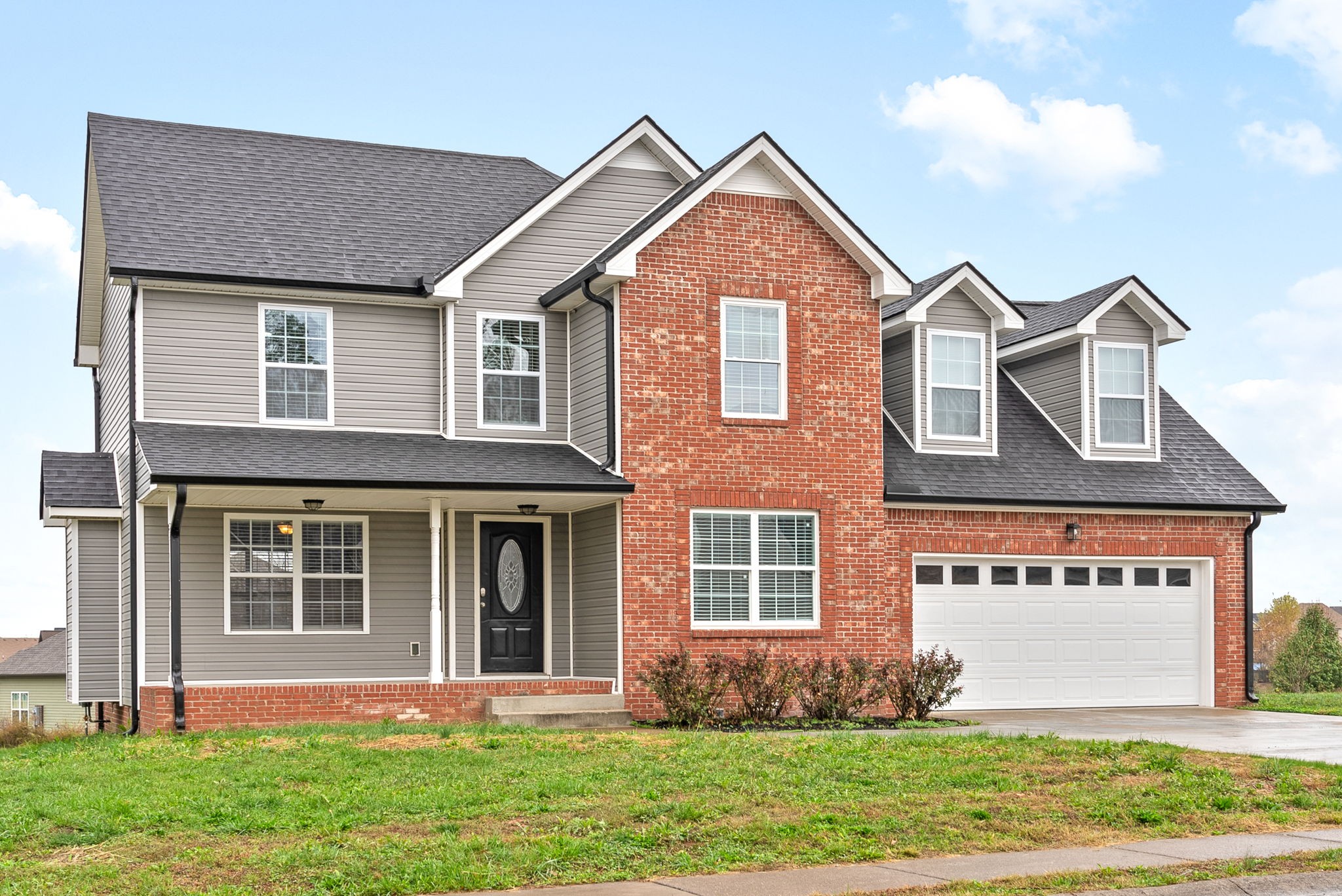 1637 Autumn Dr Property Photo