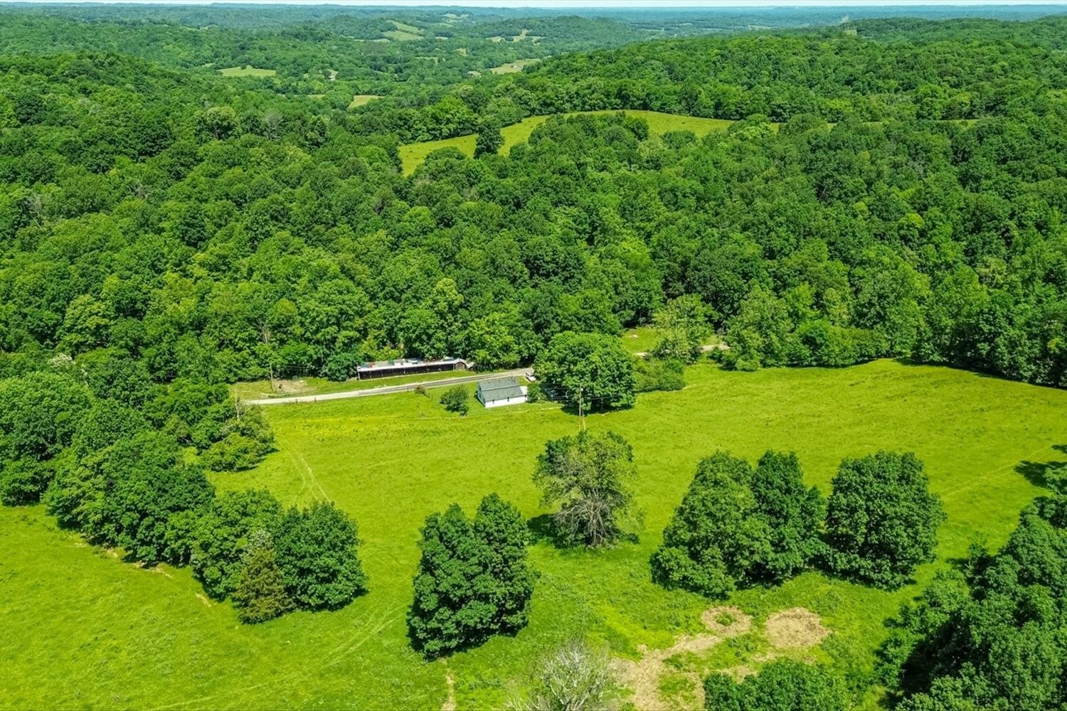 2031 Simmons Ridge Rd Property Photo 1