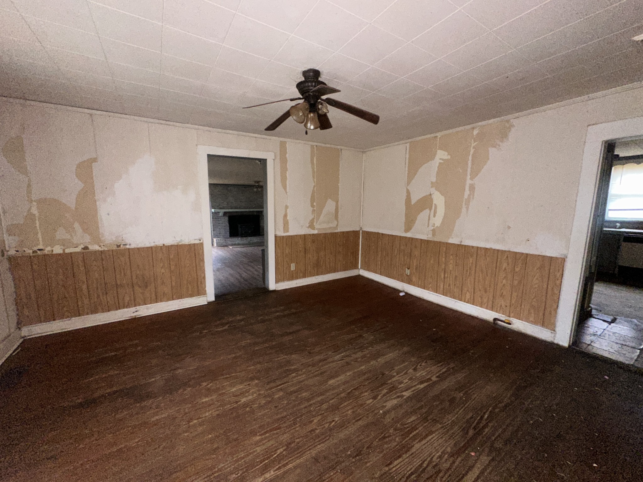 1155 Old Florence Rd Property Photo 4